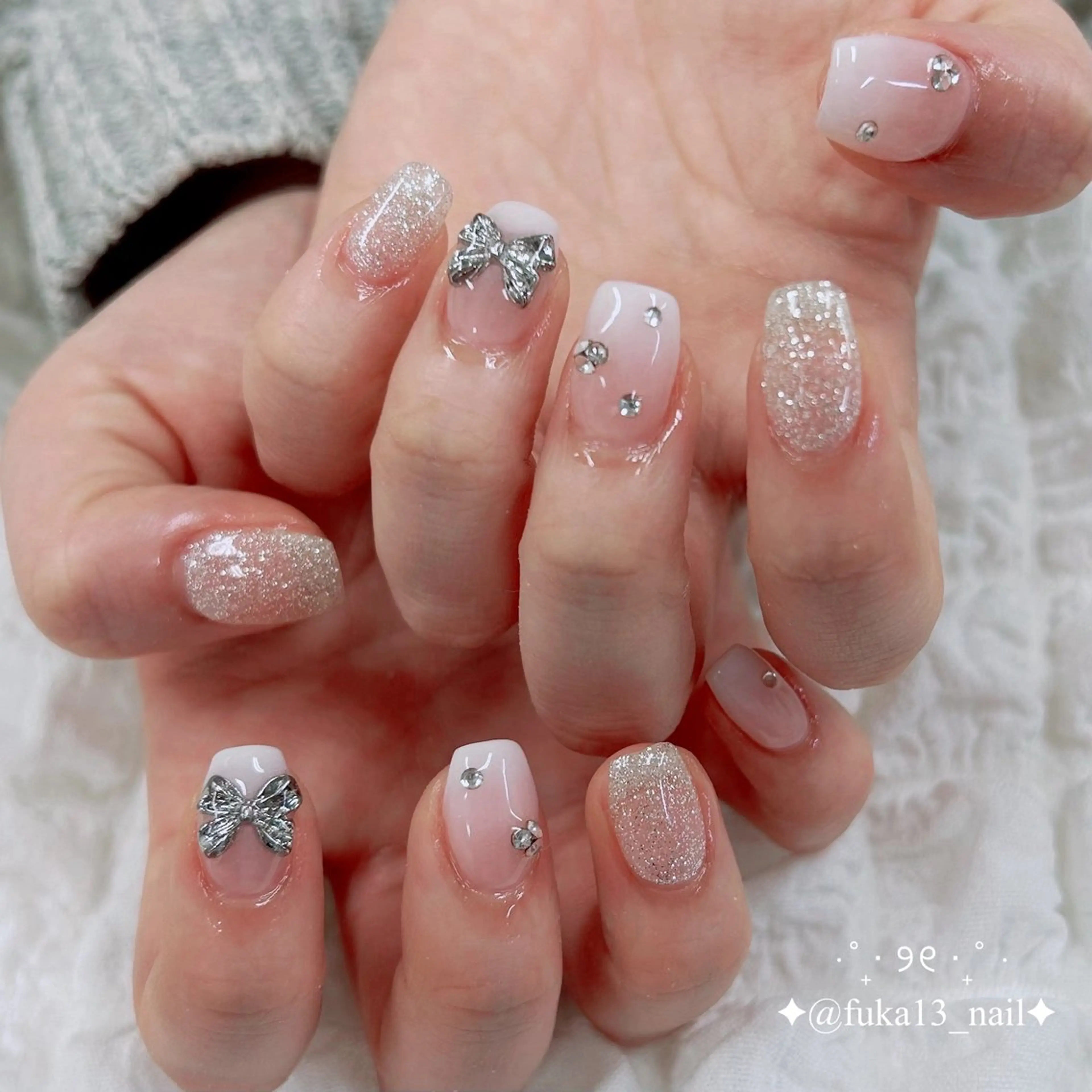 ネイル ガーリー グラデーション キラキラネイル 韓国ネイル シンプルネイル ハンドネイル ネイルサロンAnela【アネラ】所属・Nail♡Fuka. /2月予約受付中のネイルデザイン