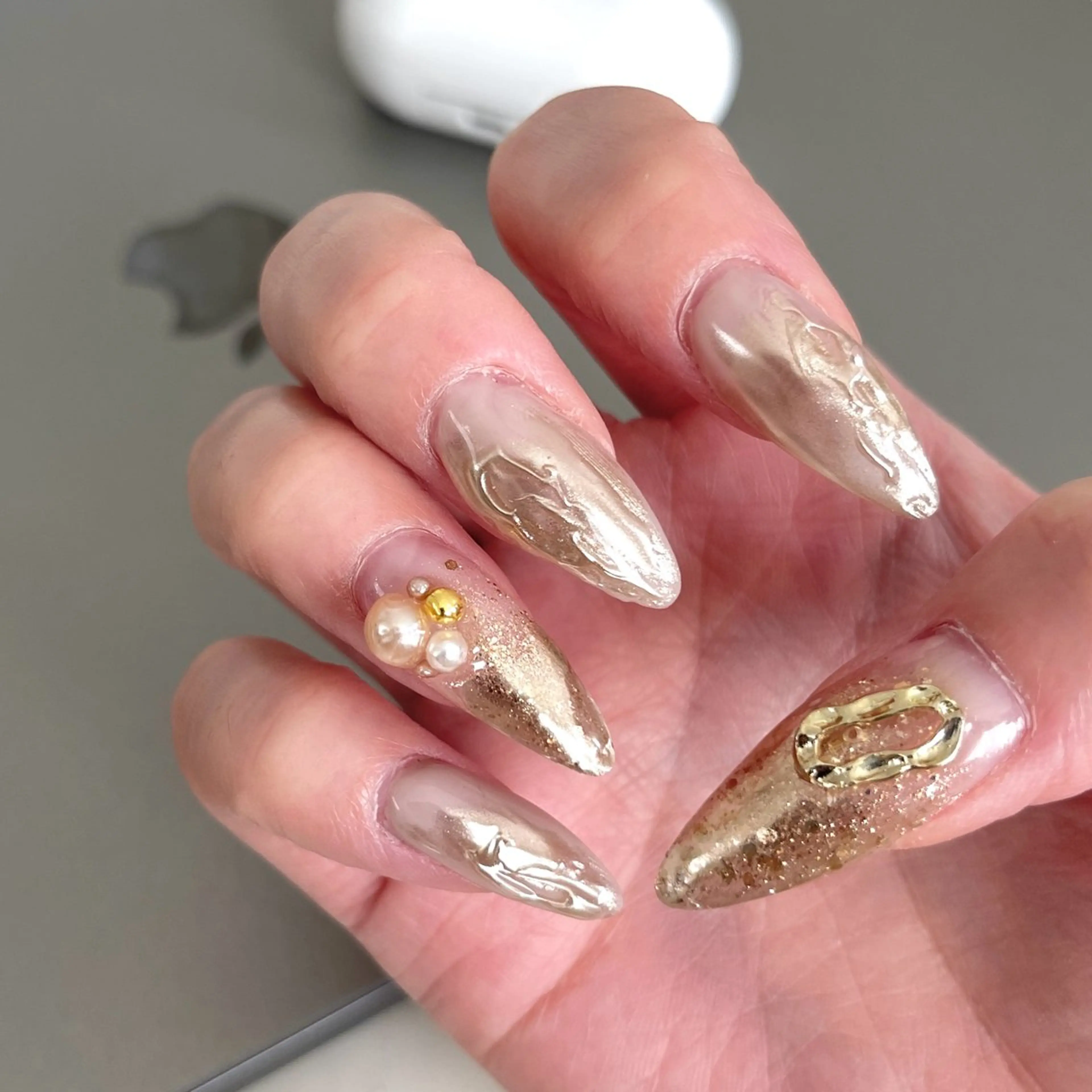 ネイル 長さ出し ネイルチップ 信太 由貴子のネイルデザイン