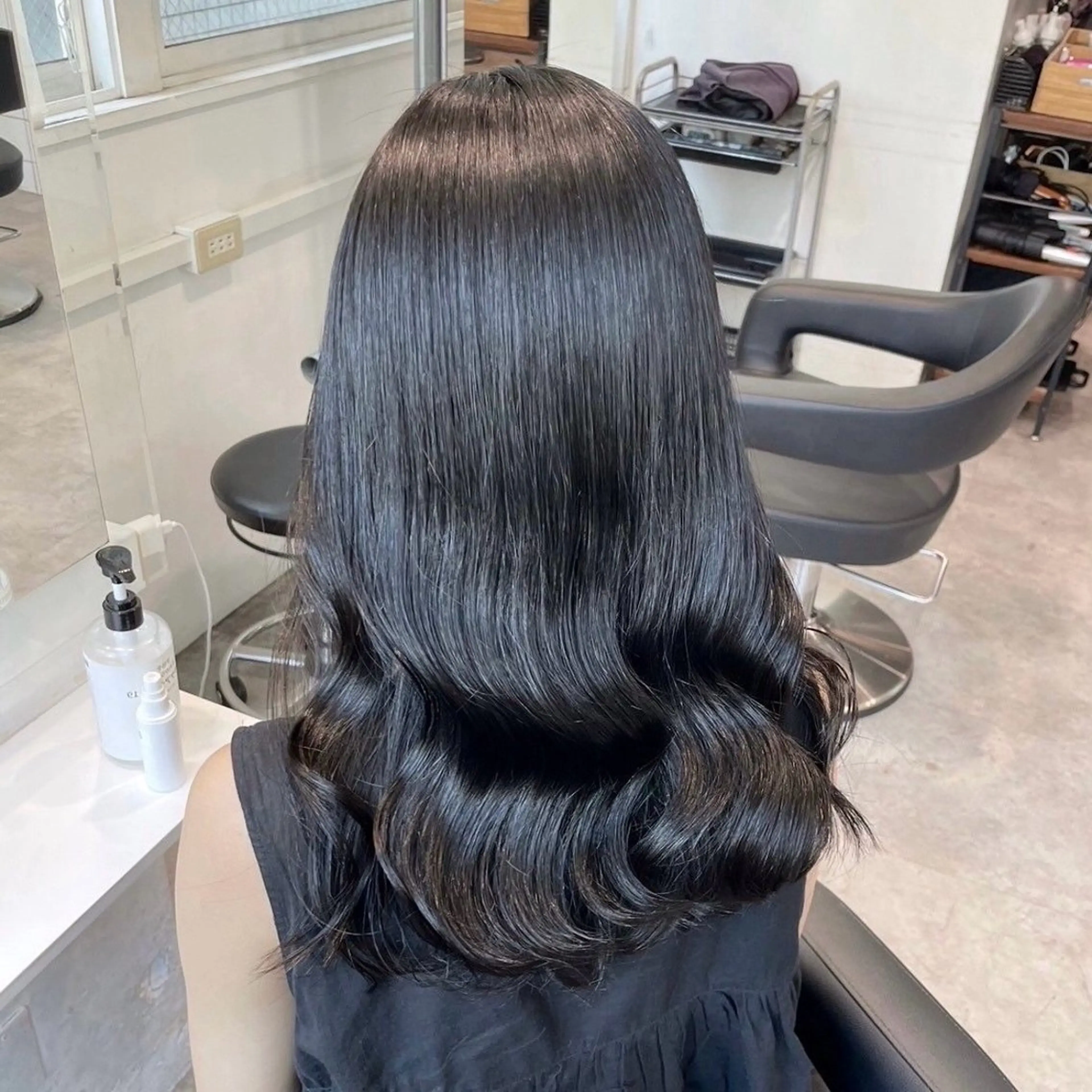 セミロング ヘアカラー トリートメント 🤍大人っぽ韓国暗髪 🤍Asuka🤍のヘアスタイル