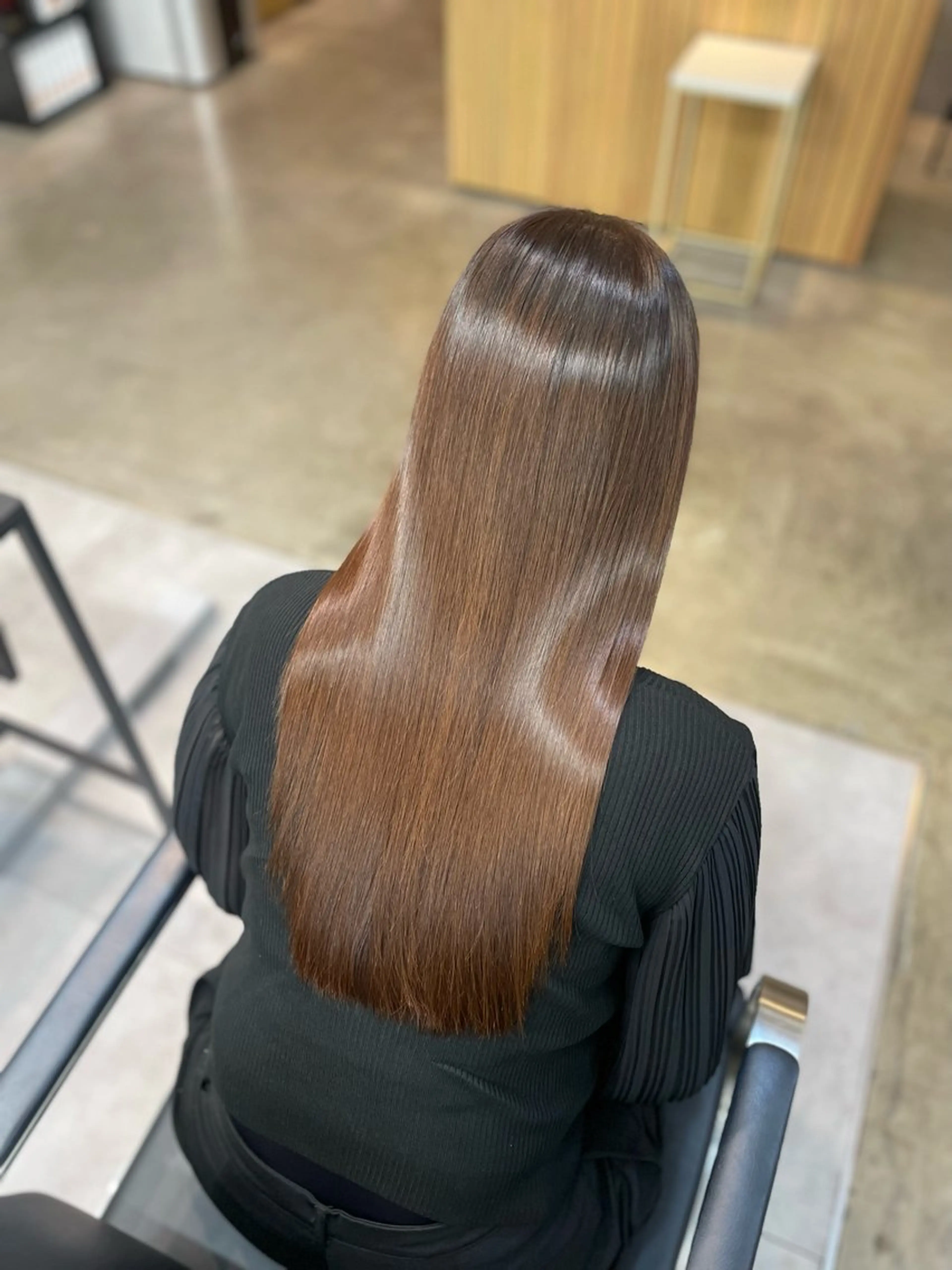 ロング 縮毛矯正 RAF TOKYO所属・ERINA 🐮RAFTOKYOのヘアスタイル