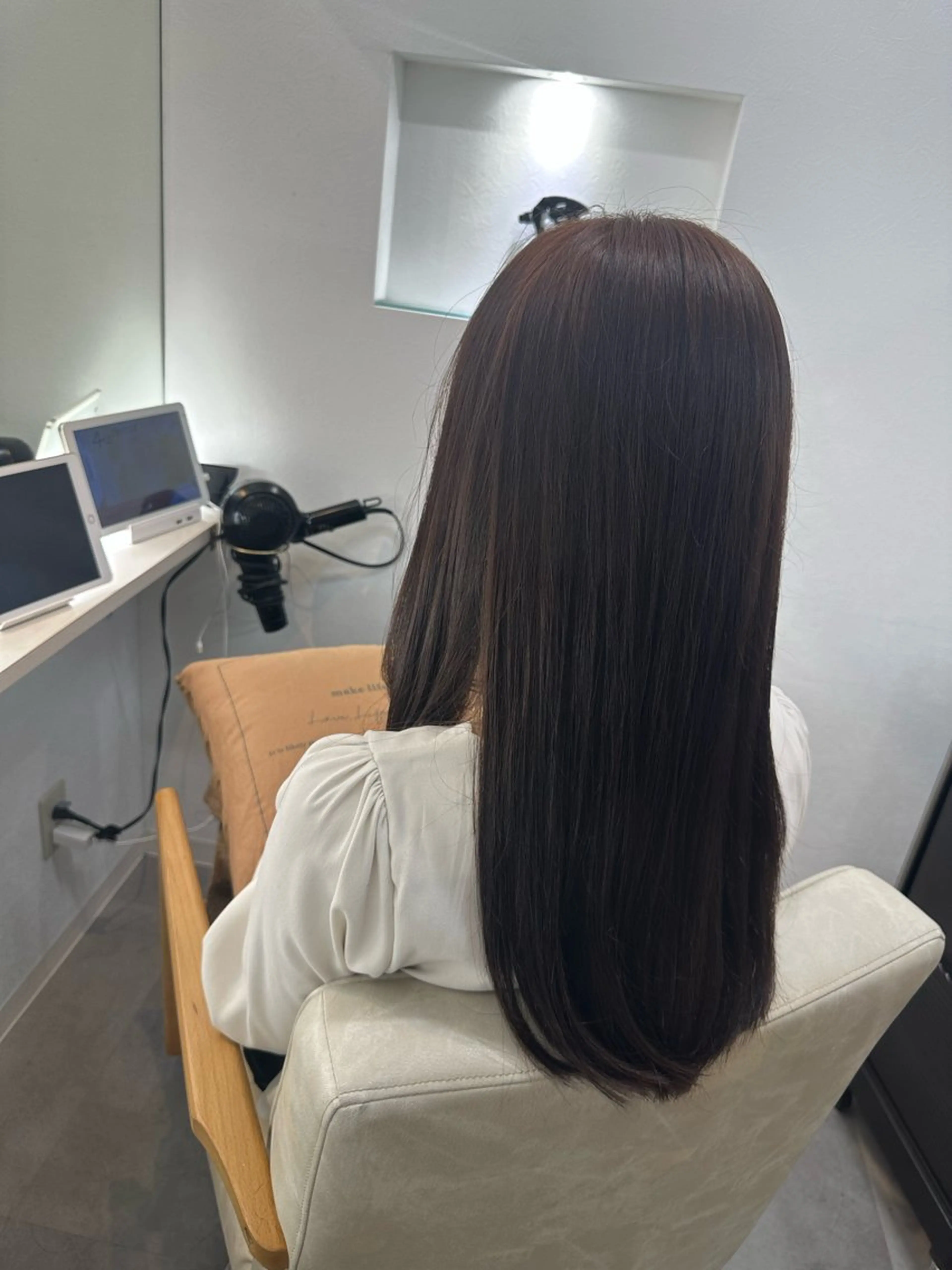 ロング カット ヘアカラー トリートメント 甲斐 飛鳥のヘアスタイル