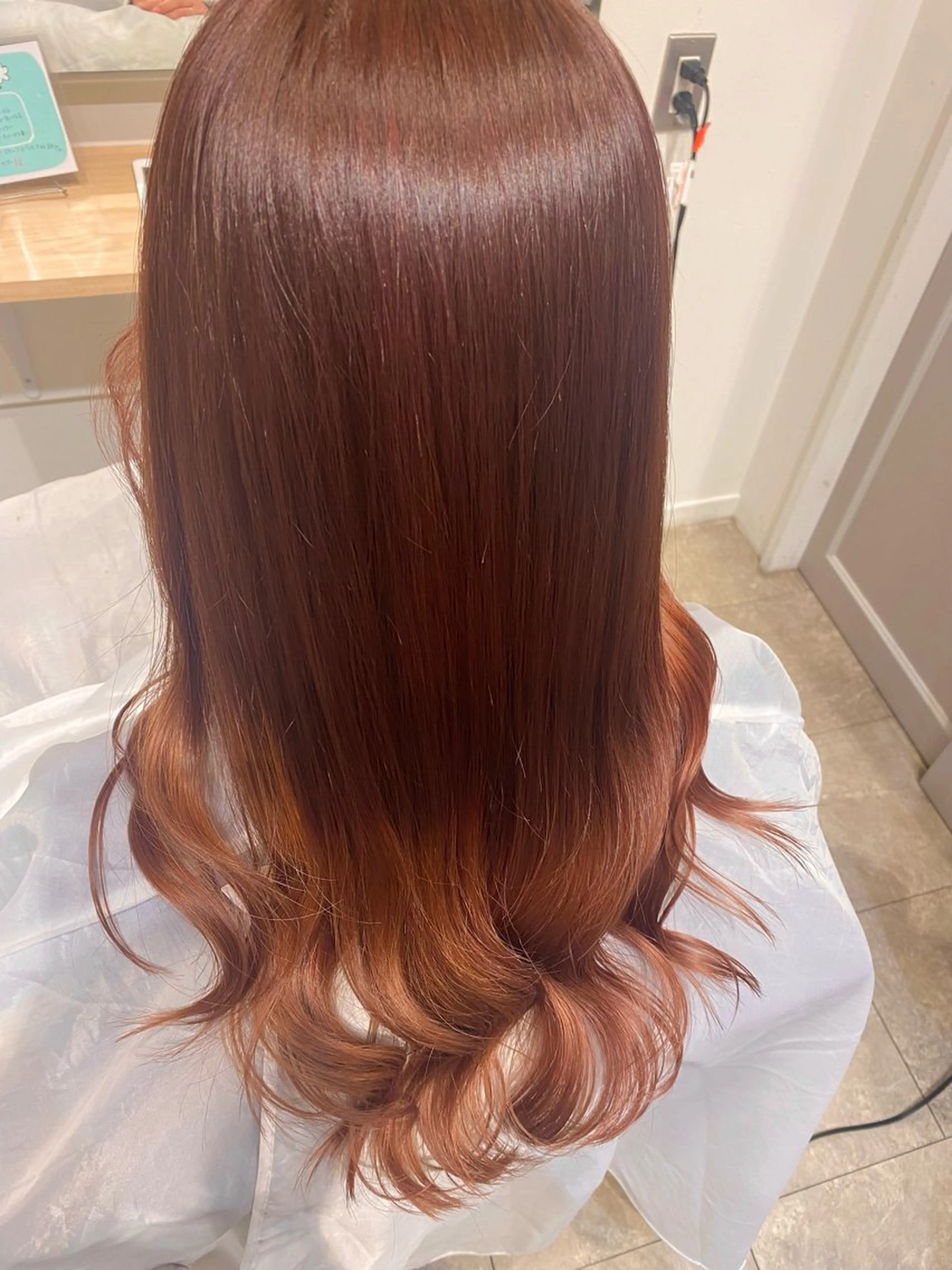 デザイン提案似合わせカット＋フルケアカラーの写真