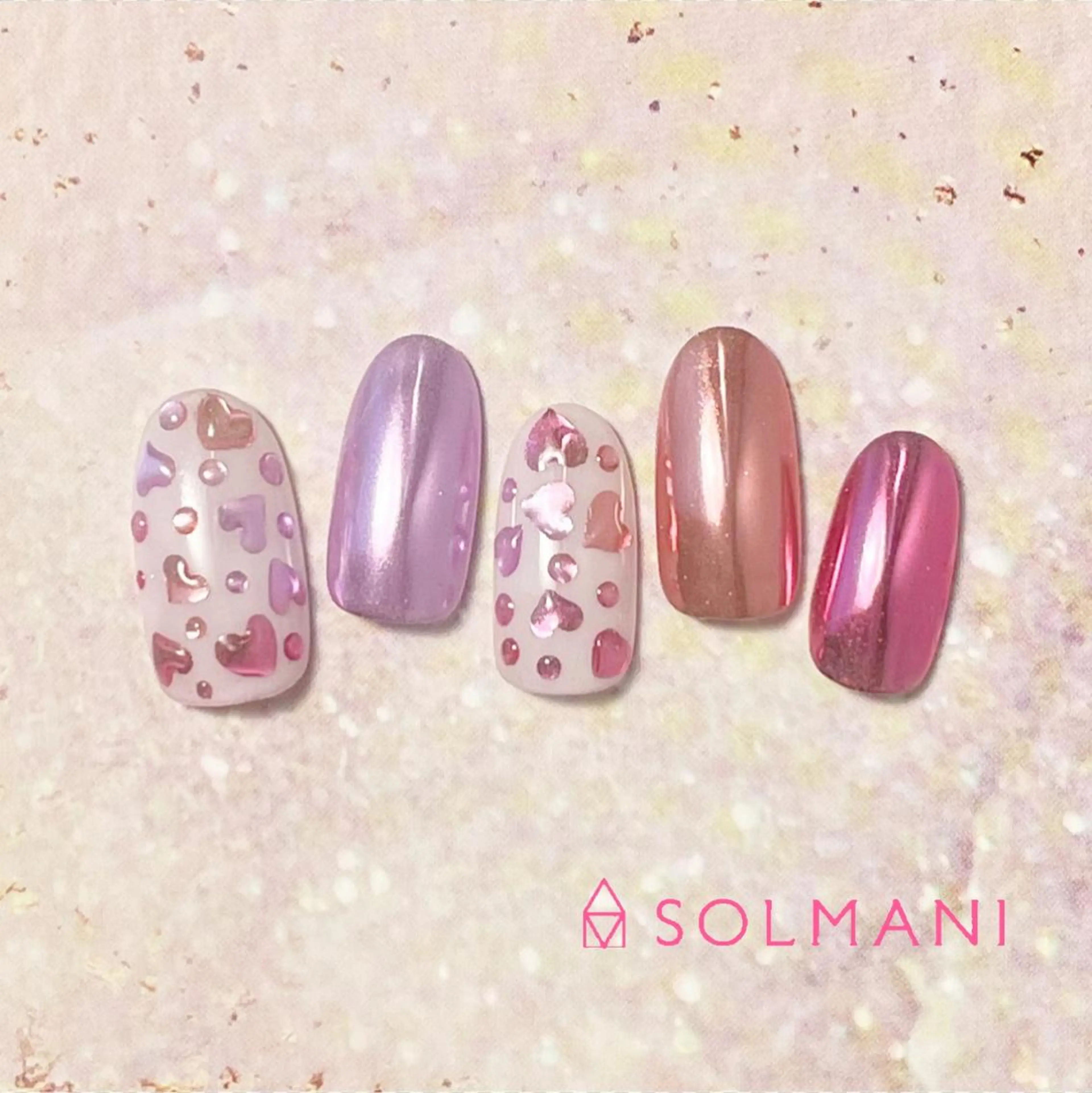 ネイル ハート ミラーネイル SOLMANI 予約担当のネイルデザイン