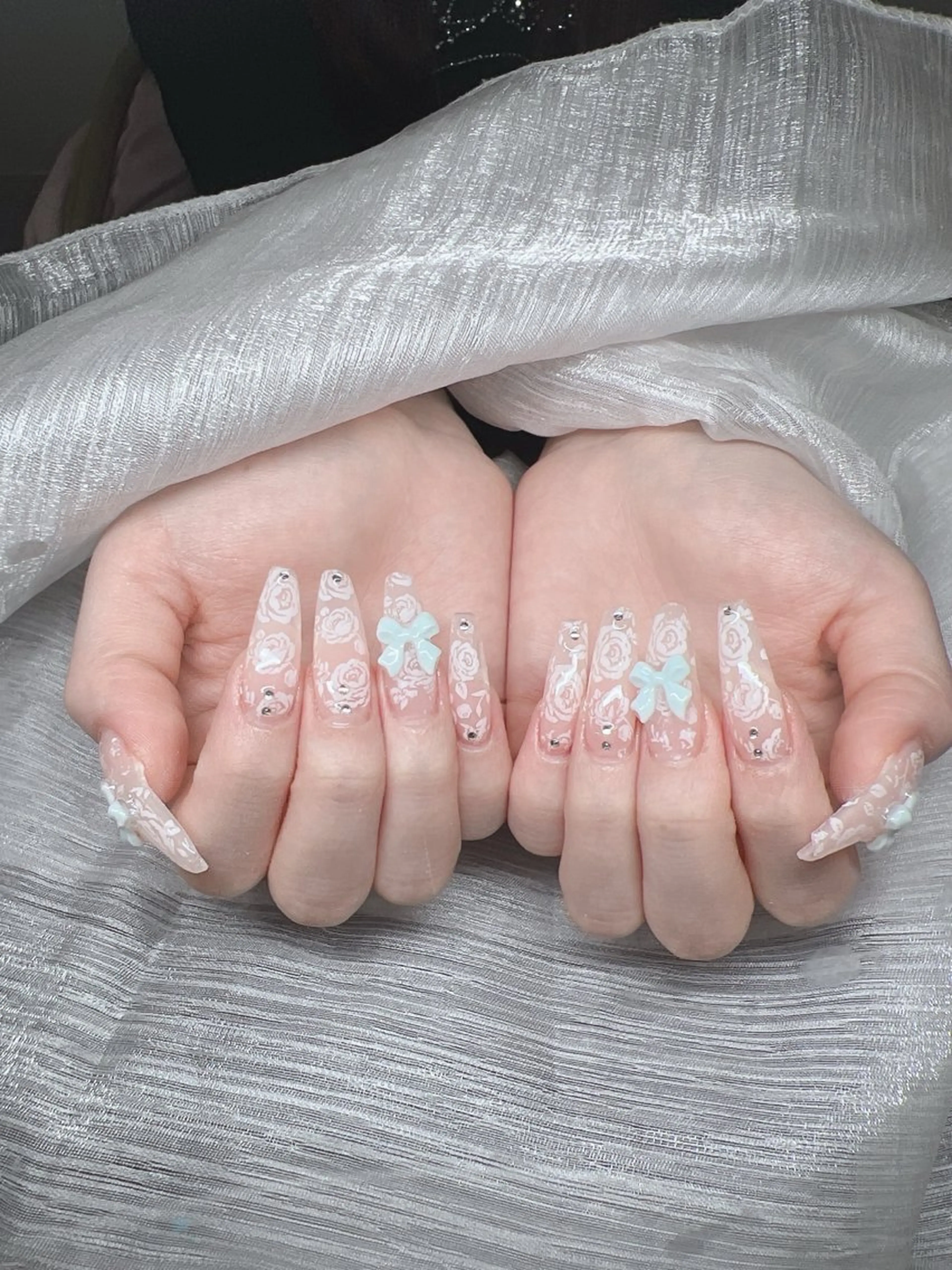 ネイル 長さ出し グラデーション 卒業式 キラキラネイル マグネットネイル Lee Nails チップ長さだし専門店のネイルデザイン