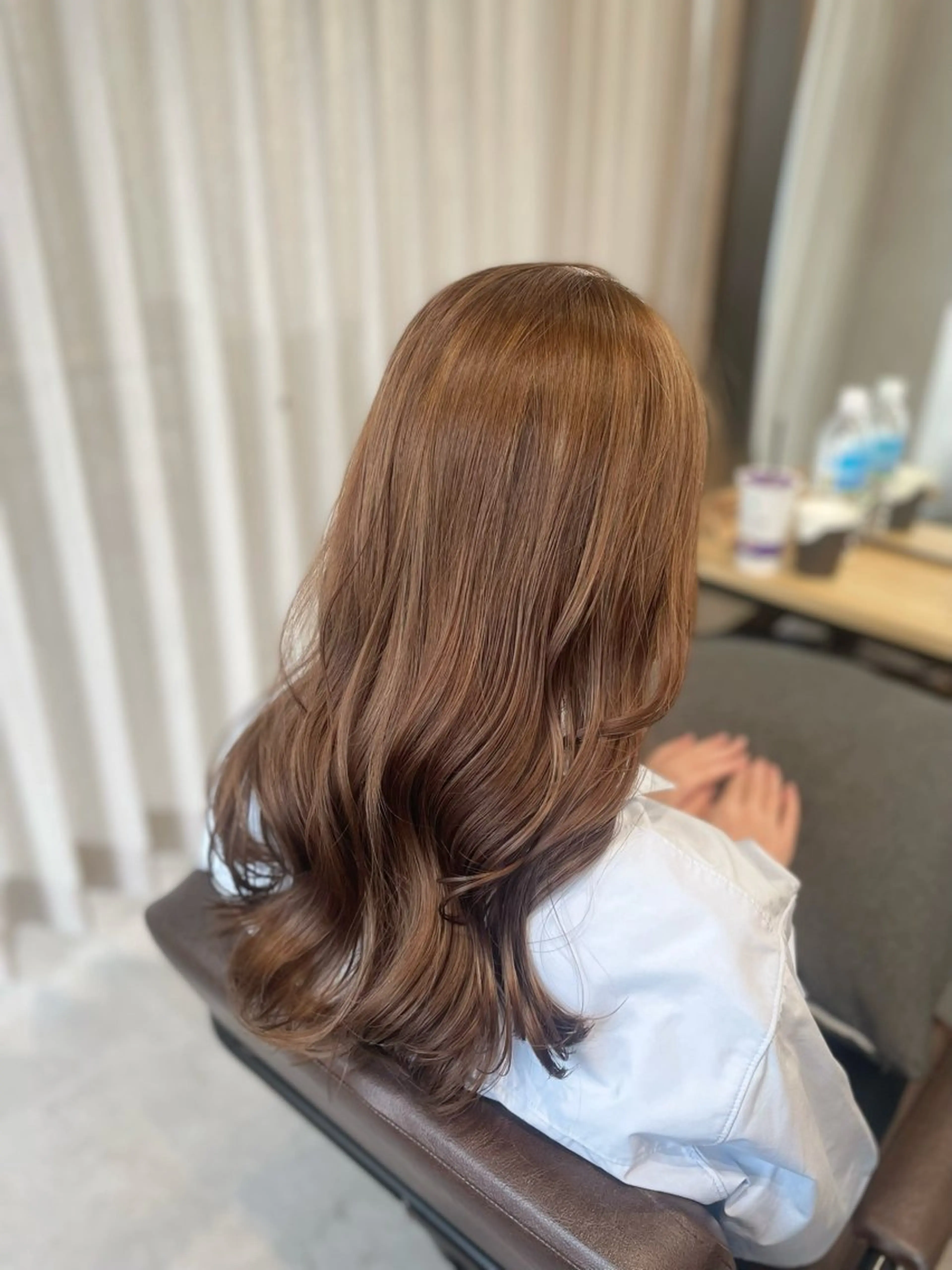 セミロング カラー 透明感カラー ピンクカラー 髪質改善 カット ヘアカラー トリートメント イヌマル アユ / Fier umedaのヘアスタイル
