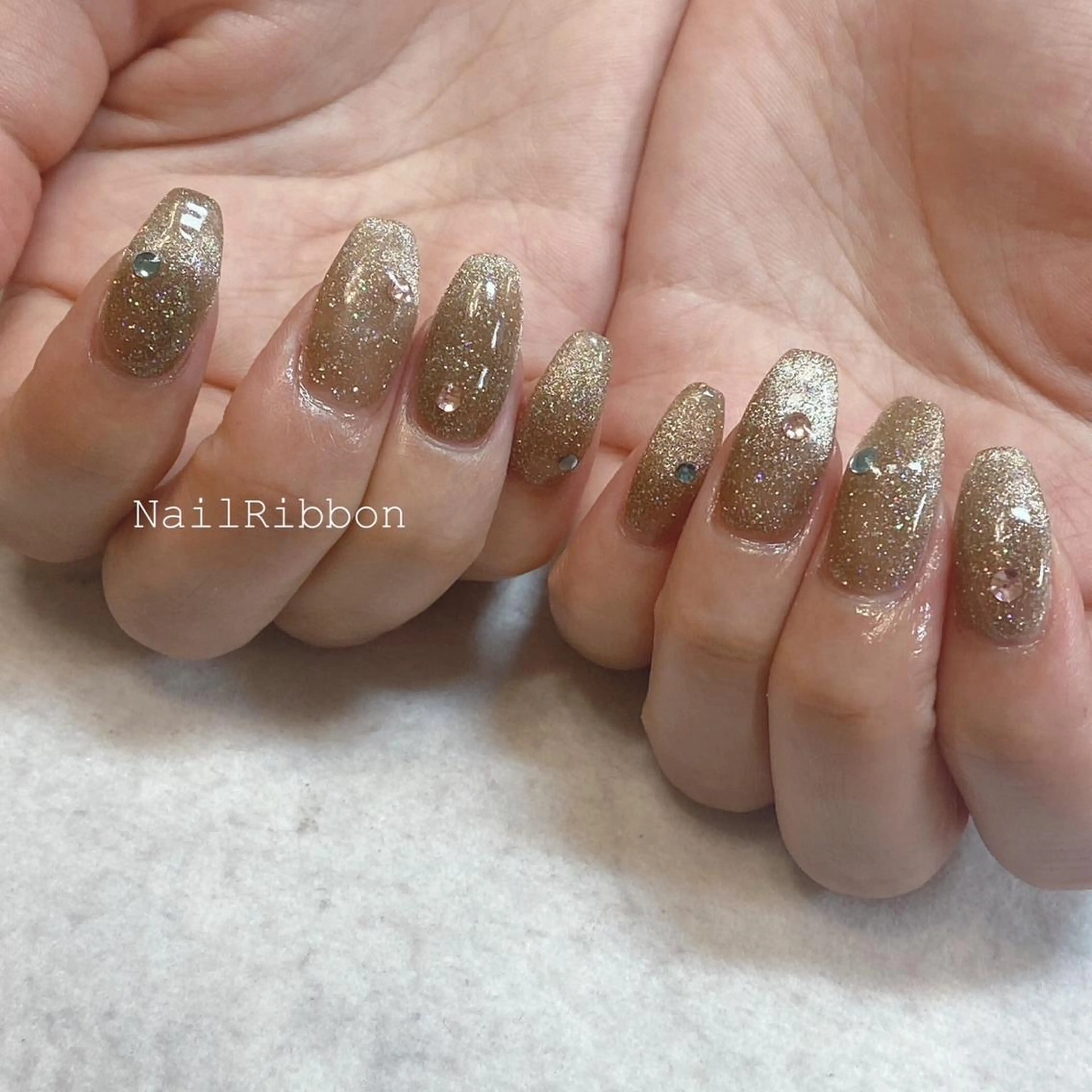 ネイル ネイルリボン 伊藤のネイルデザイン