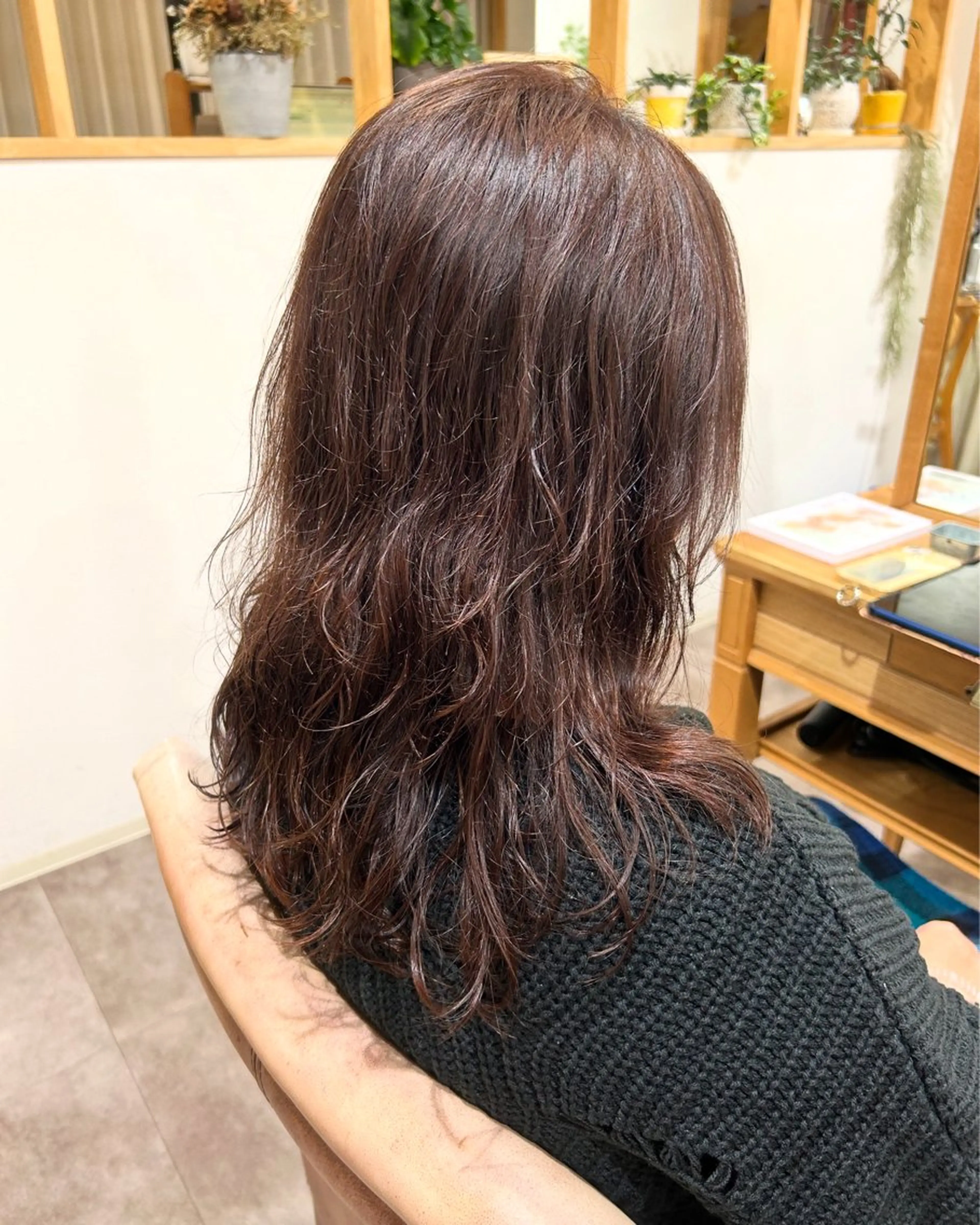 ロング カラー パーマ merc.🌿✨ いとうりかのヘアスタイル