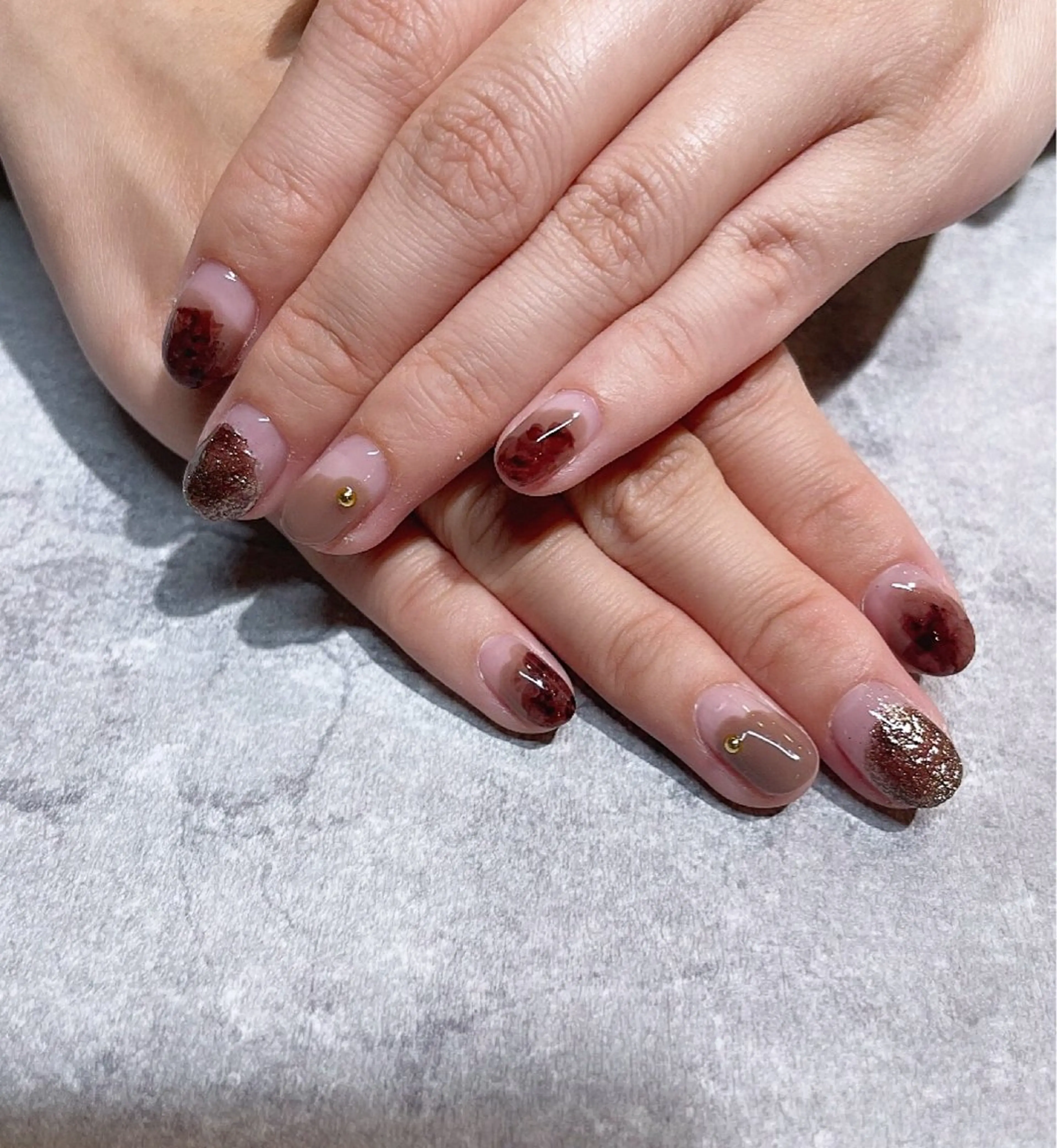 ネイル ニュアンスネイル 岡矢joieange 心斎橋店のネイルデザイン