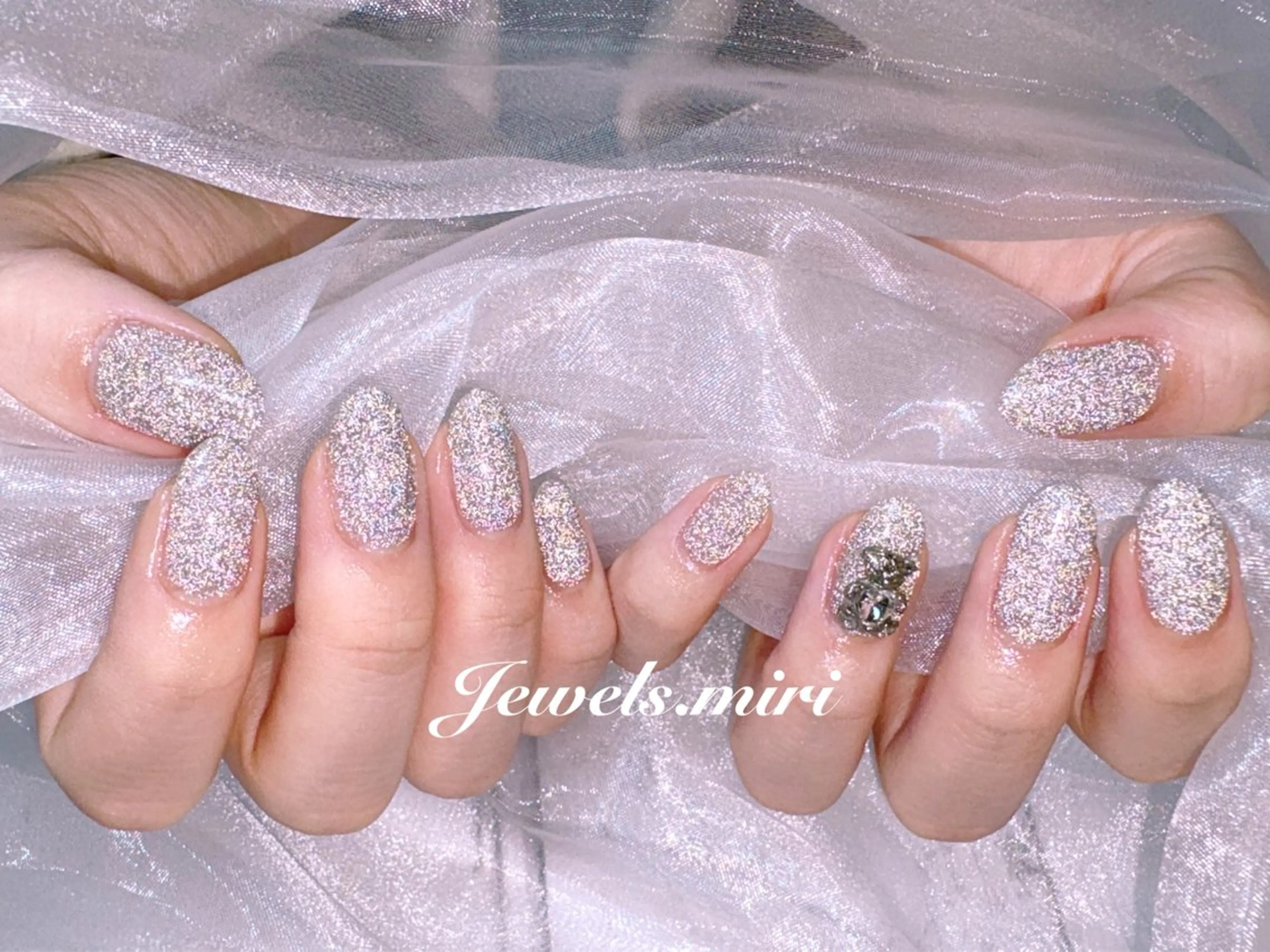 ネイル フラッシュネイル シルバー Jewels nail lily 白楽所属・ネイルサロン Jewels Mのネイルデザイン