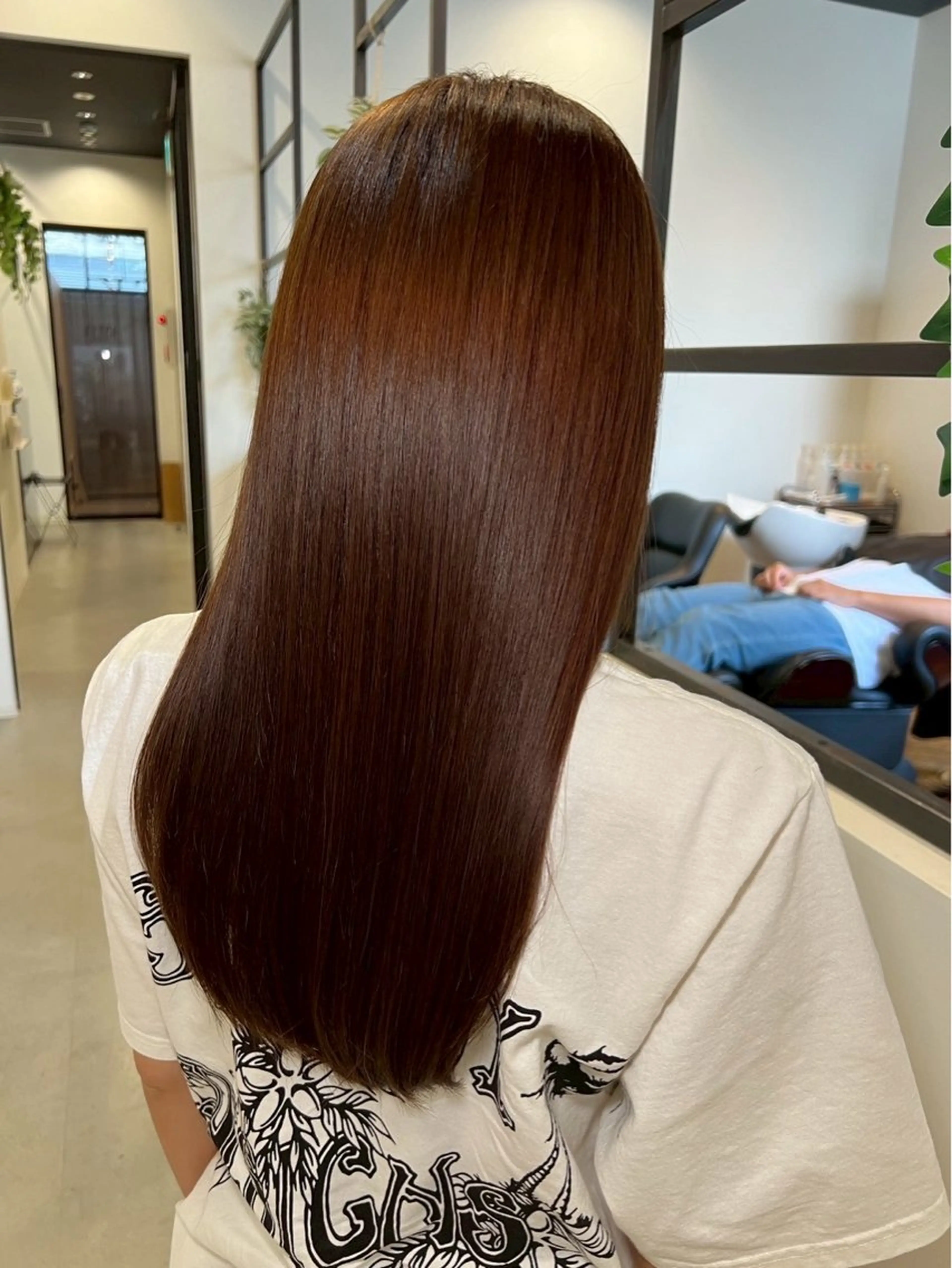 ロング カラー ダブルカラー ハイトーンカラー ボブ 顔周りカット 髪質改善 カット 縮毛矯正 RISE SWELL momoneのヘアスタイル