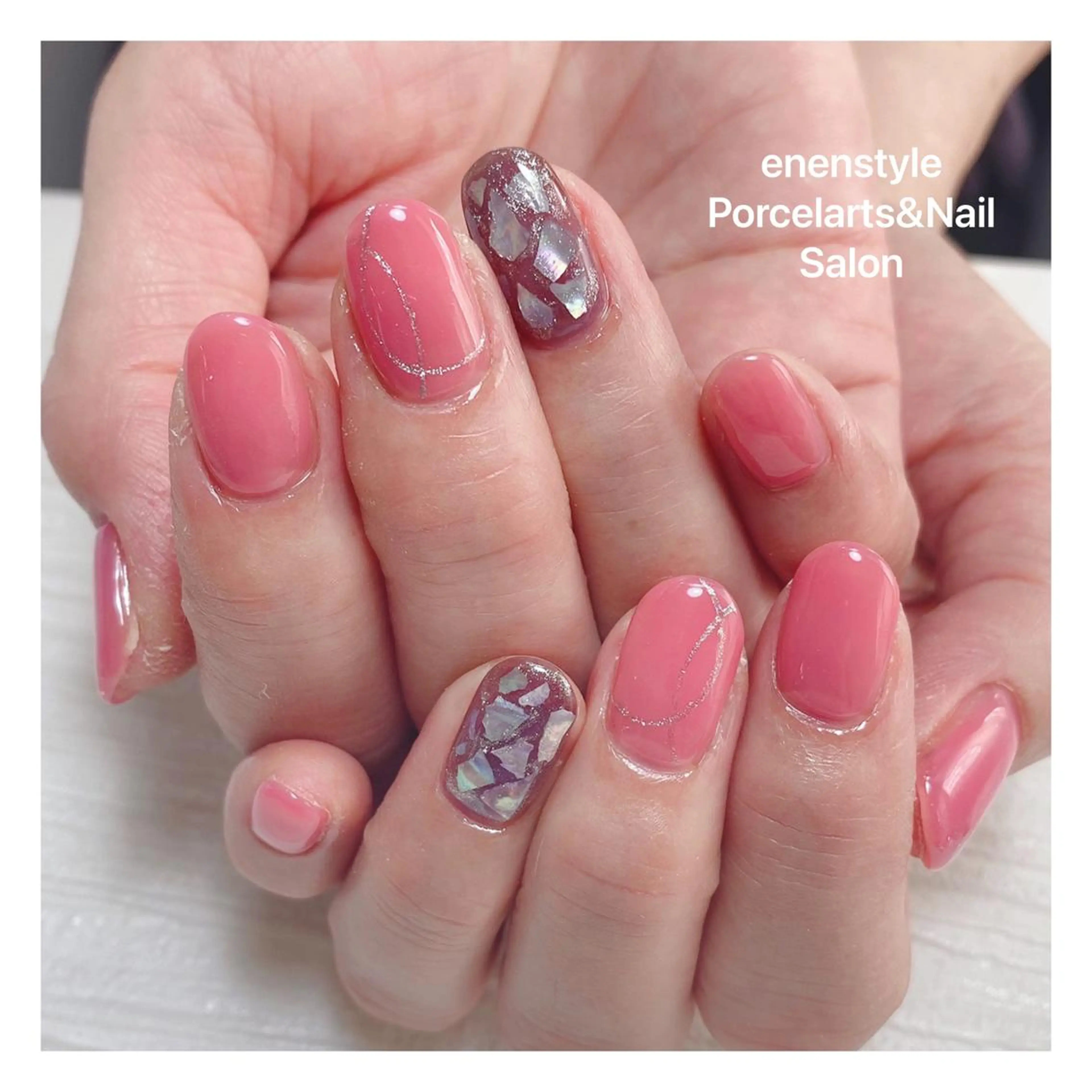 ショート ネイル 👑enen style👑のネイルデザイン