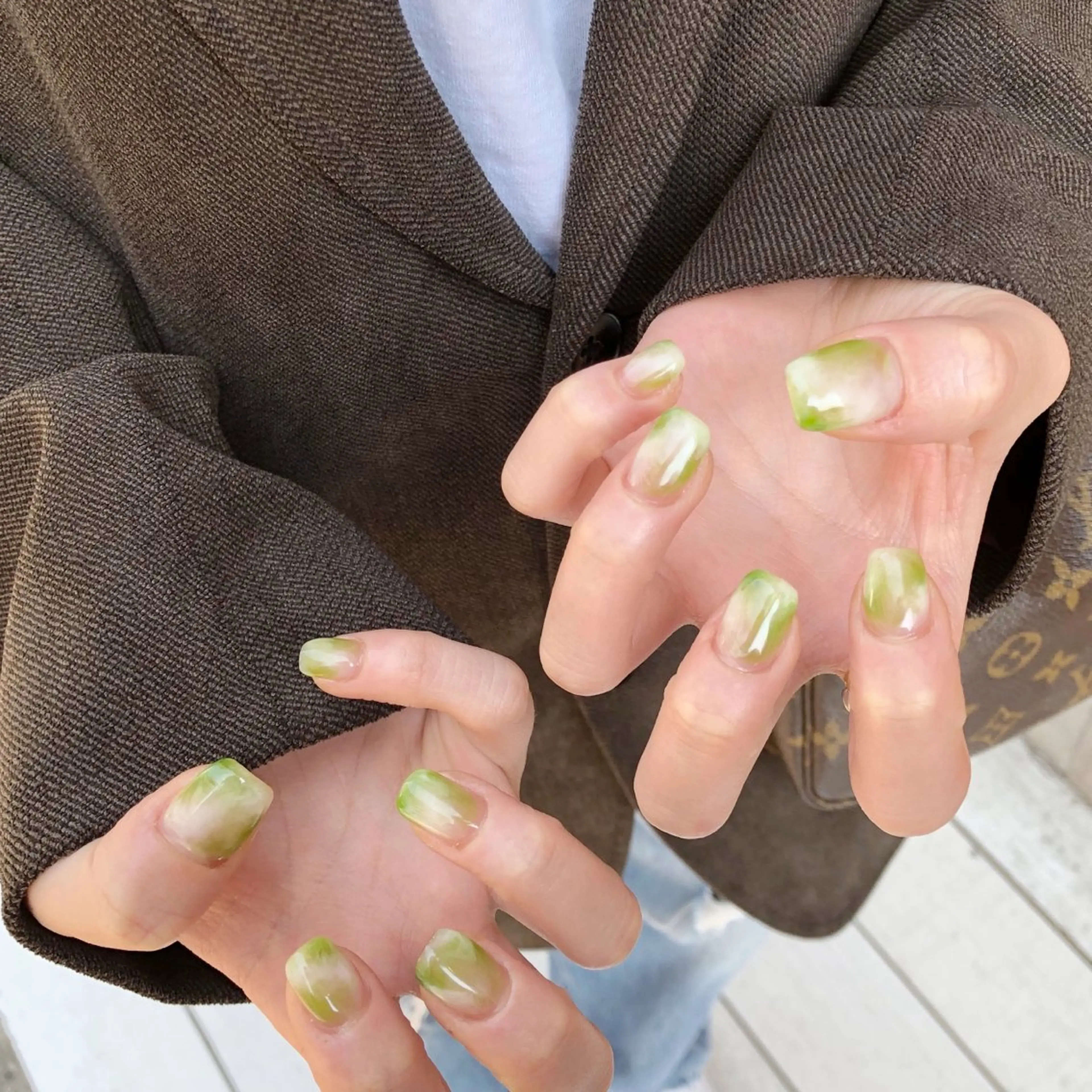 ネイル ハンドネイル 秋本 栞のネイルデザイン