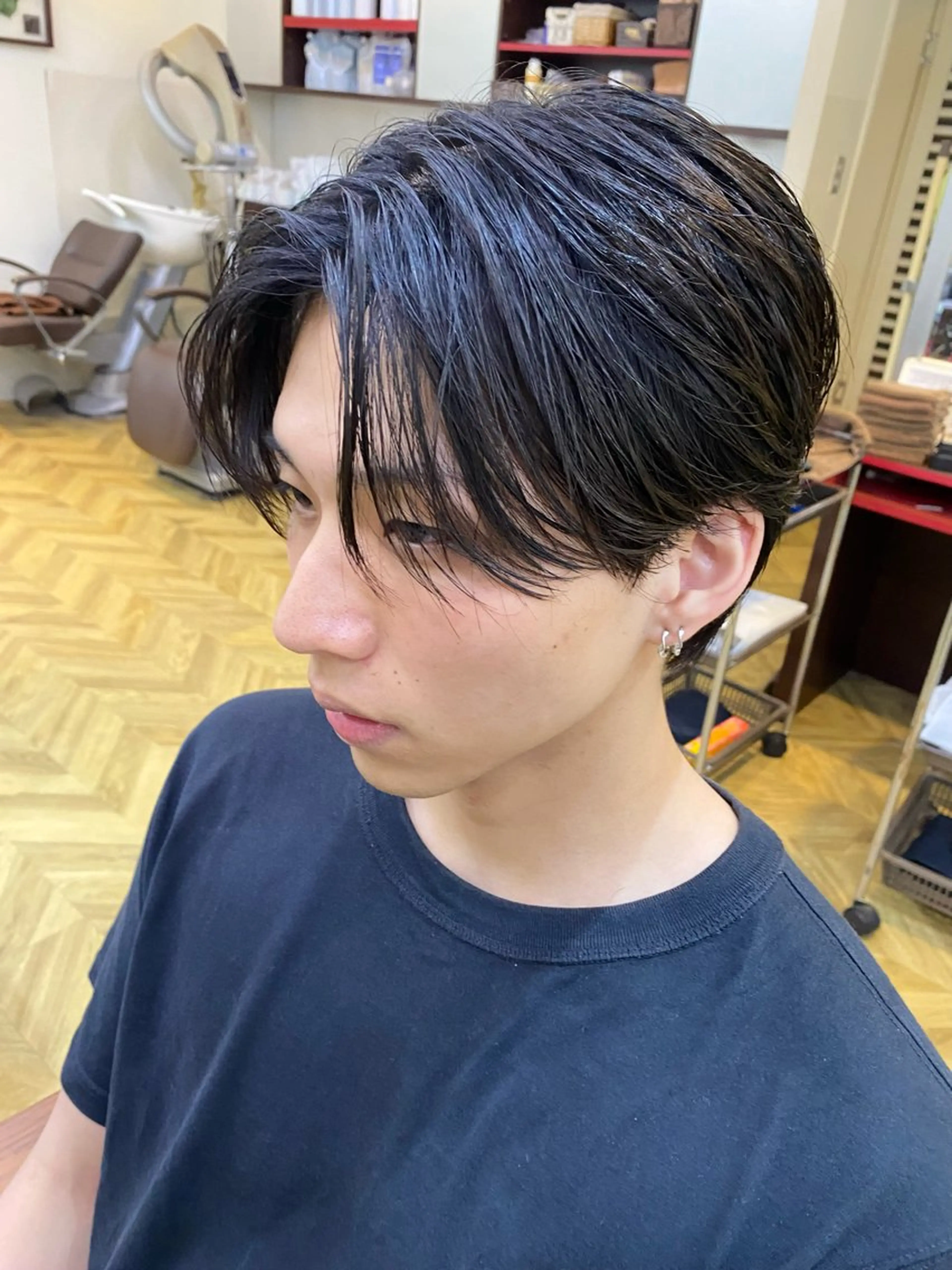 ショート パーマ メンズ カット パーマ 柏のセンターパート のプロ関口 柊太のヘアスタイル