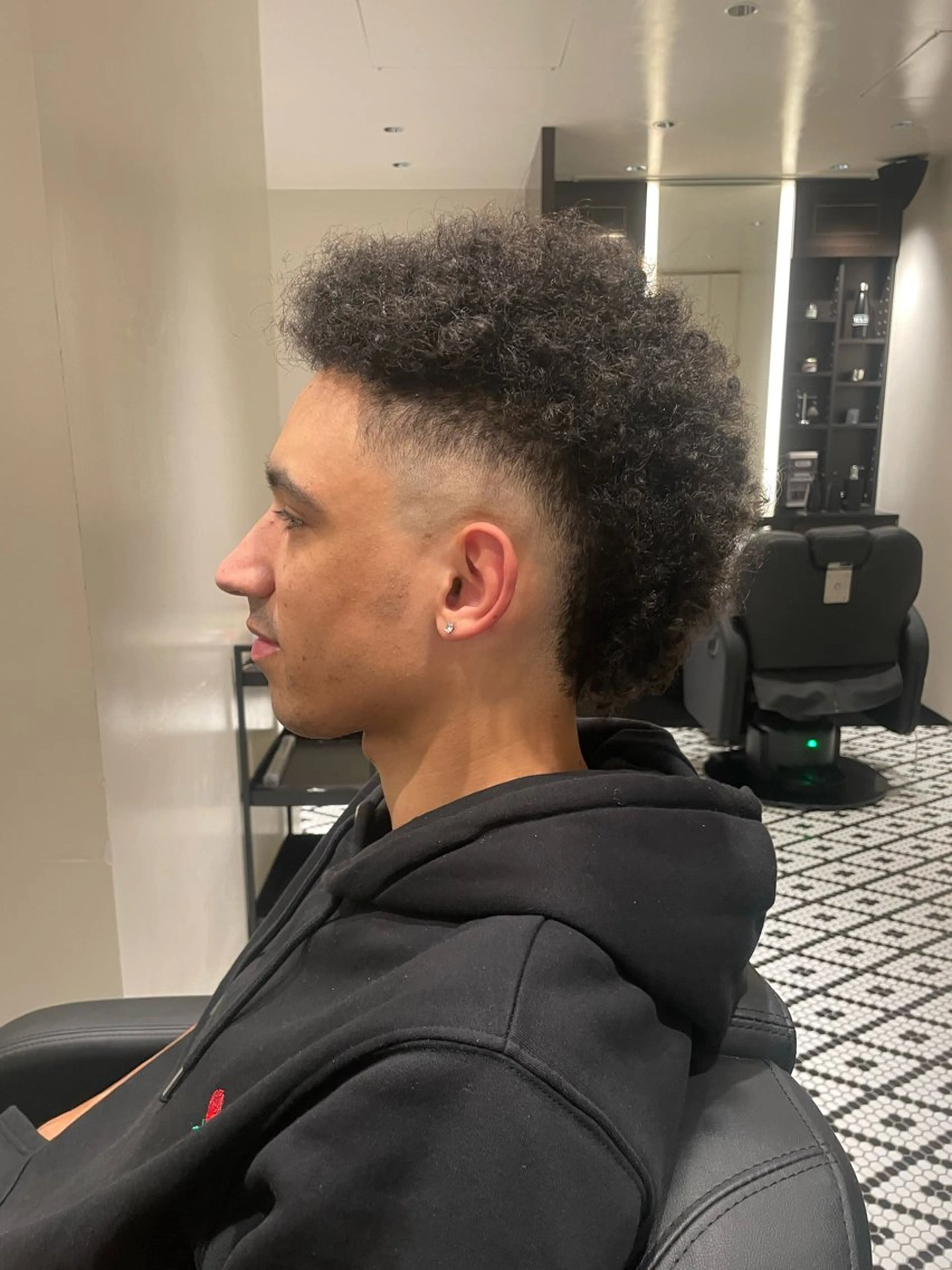 ミディアム メンズ 坂本虎太郎💈メンズ モデル募集中💈のヘアスタイル