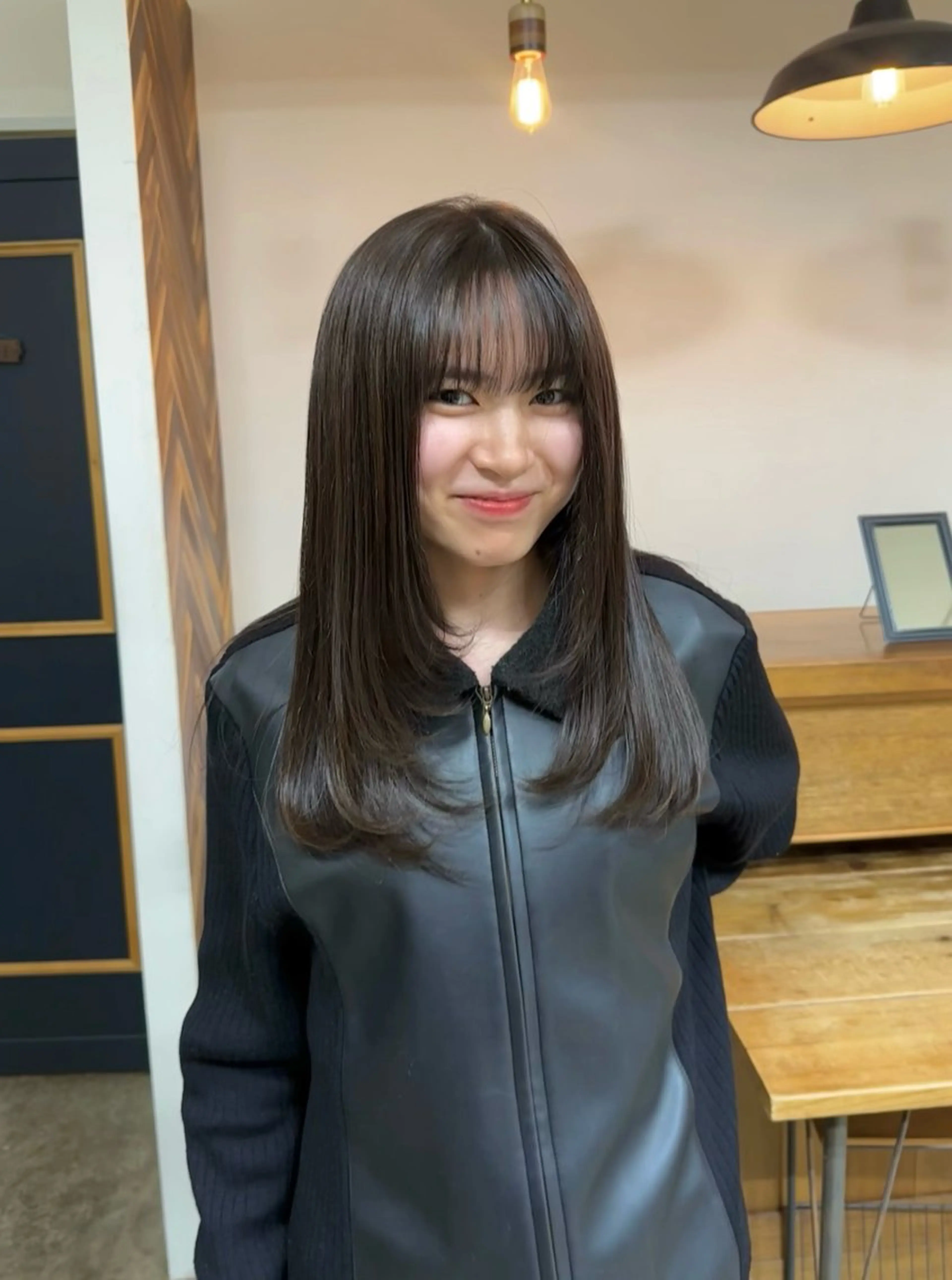 セミロング NAGISA 🎀透明感カラー🎀のヘアスタイル