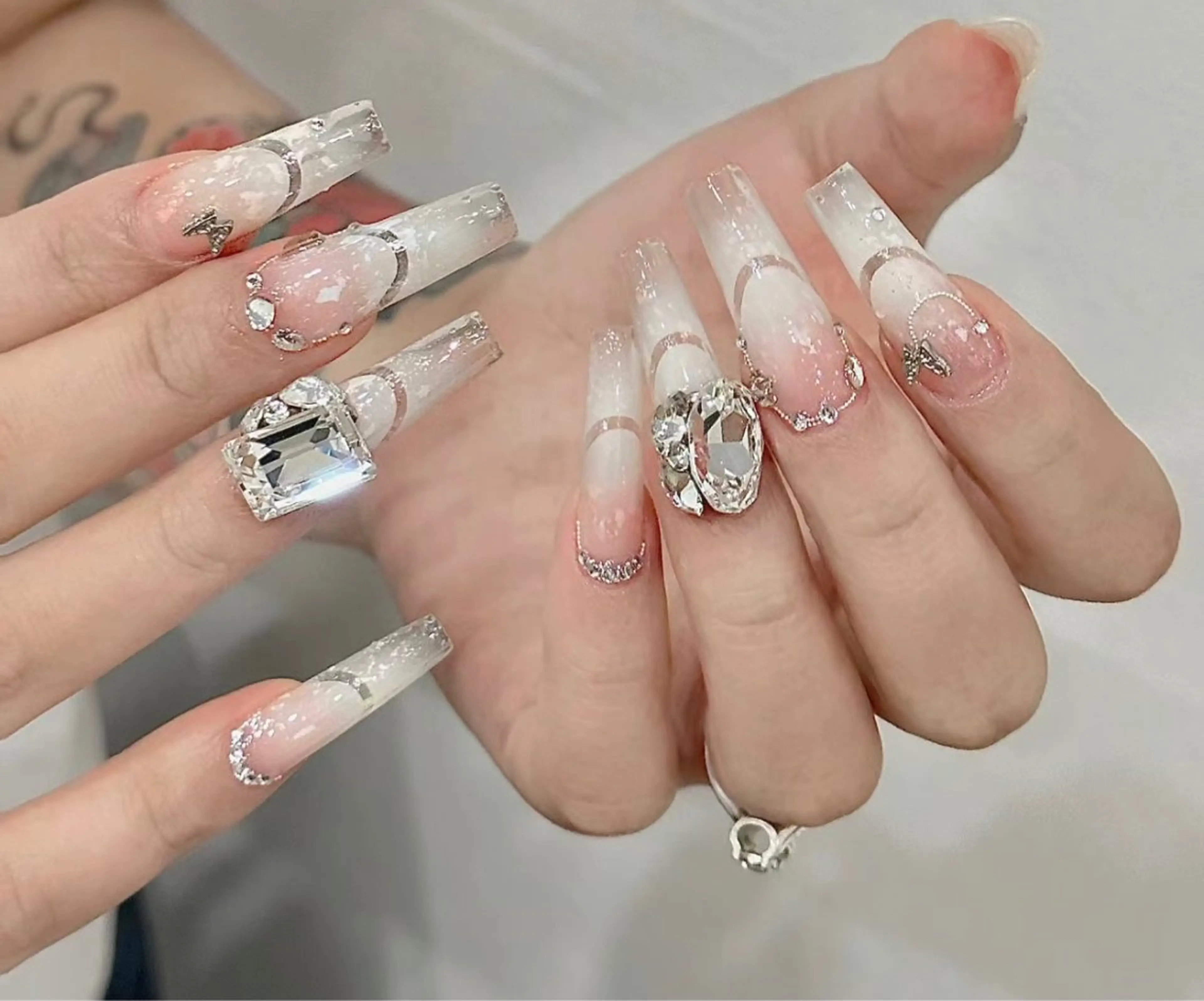 ネイル ハンドネイル D-BEAUTY Nailsalonのネイルデザイン