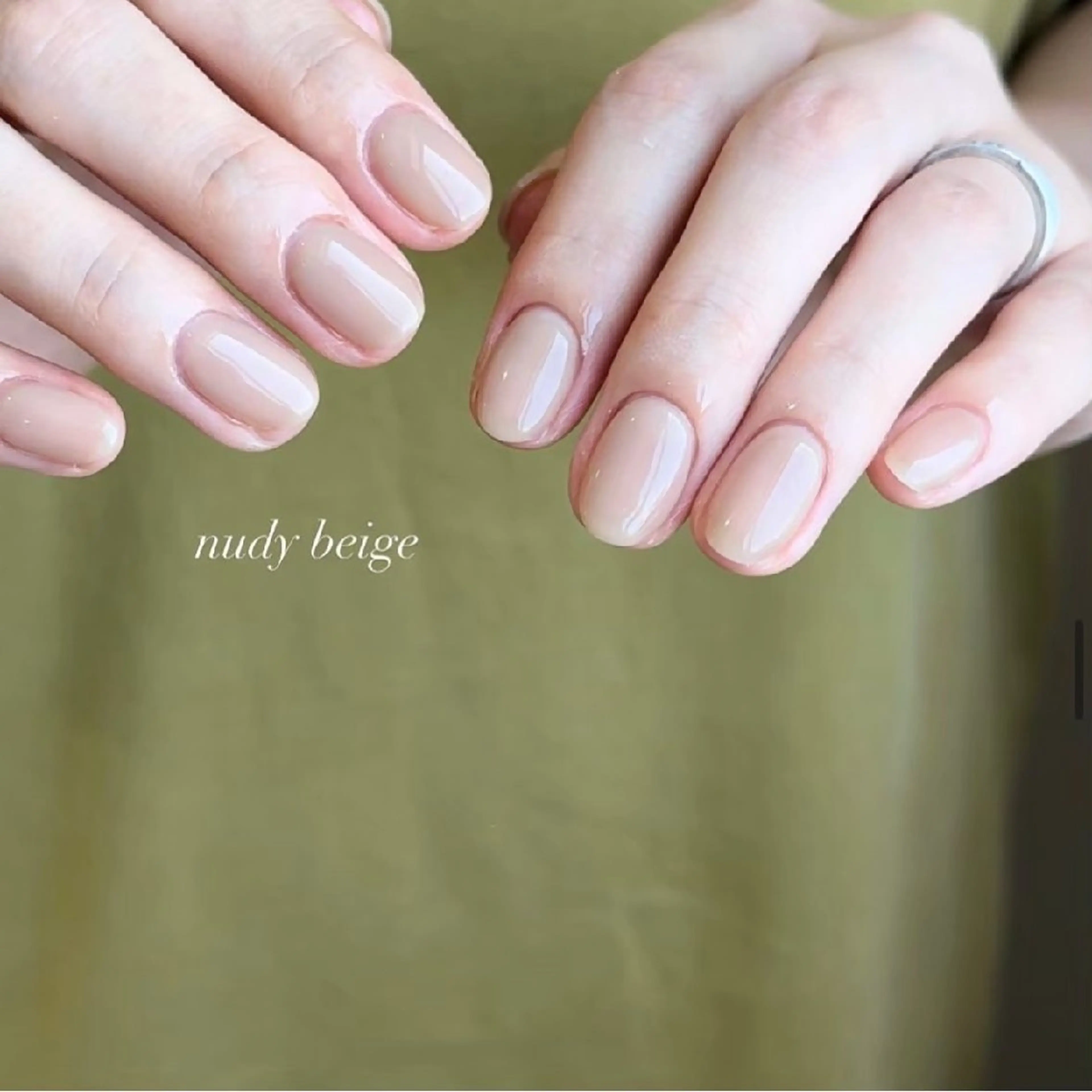 ネイル シンプルネイル nailsalon  TORONのネイルデザイン