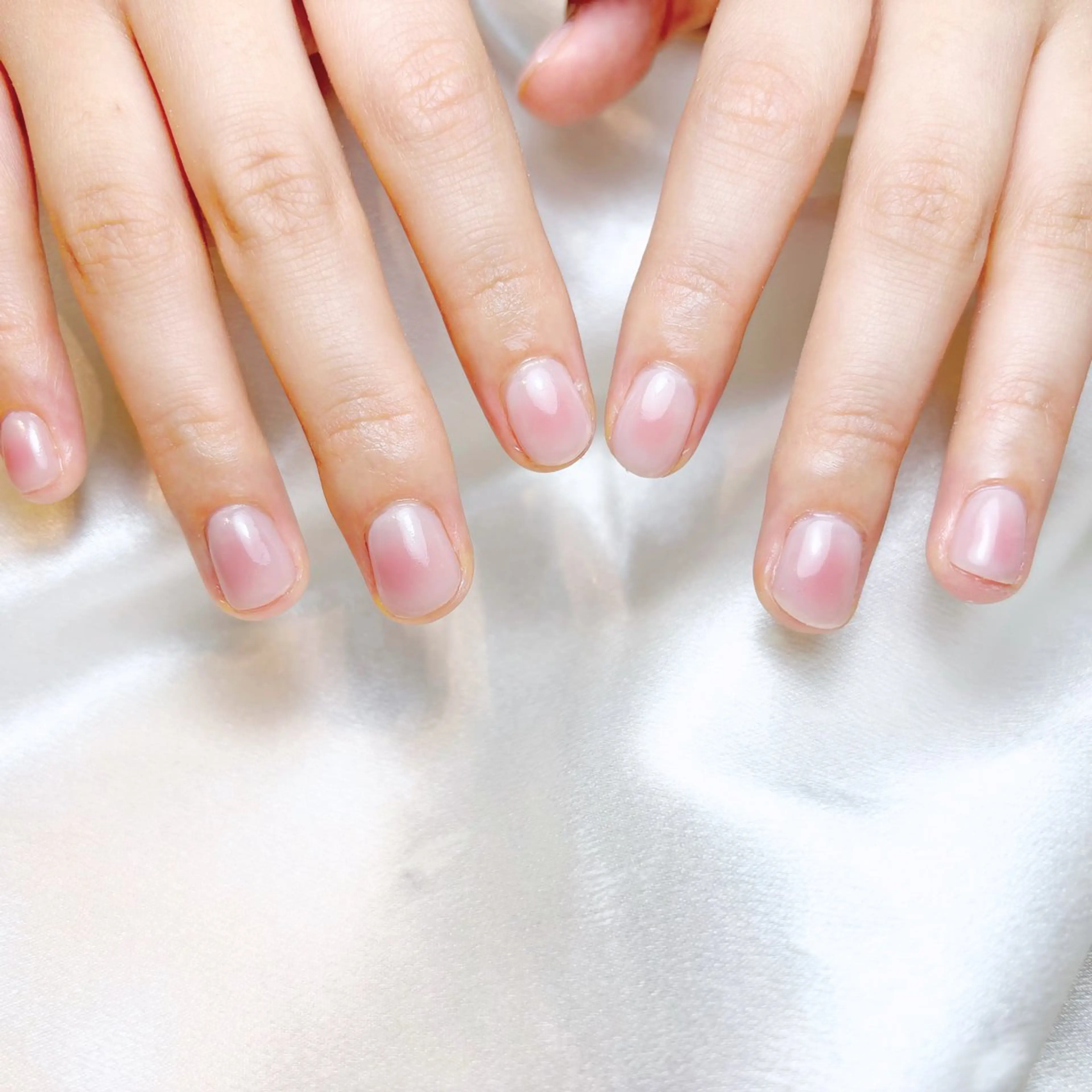 [初回オフ無料]💅ベースカラー付け チーク ネイル（パーツ、長さだしオフ別）の写真