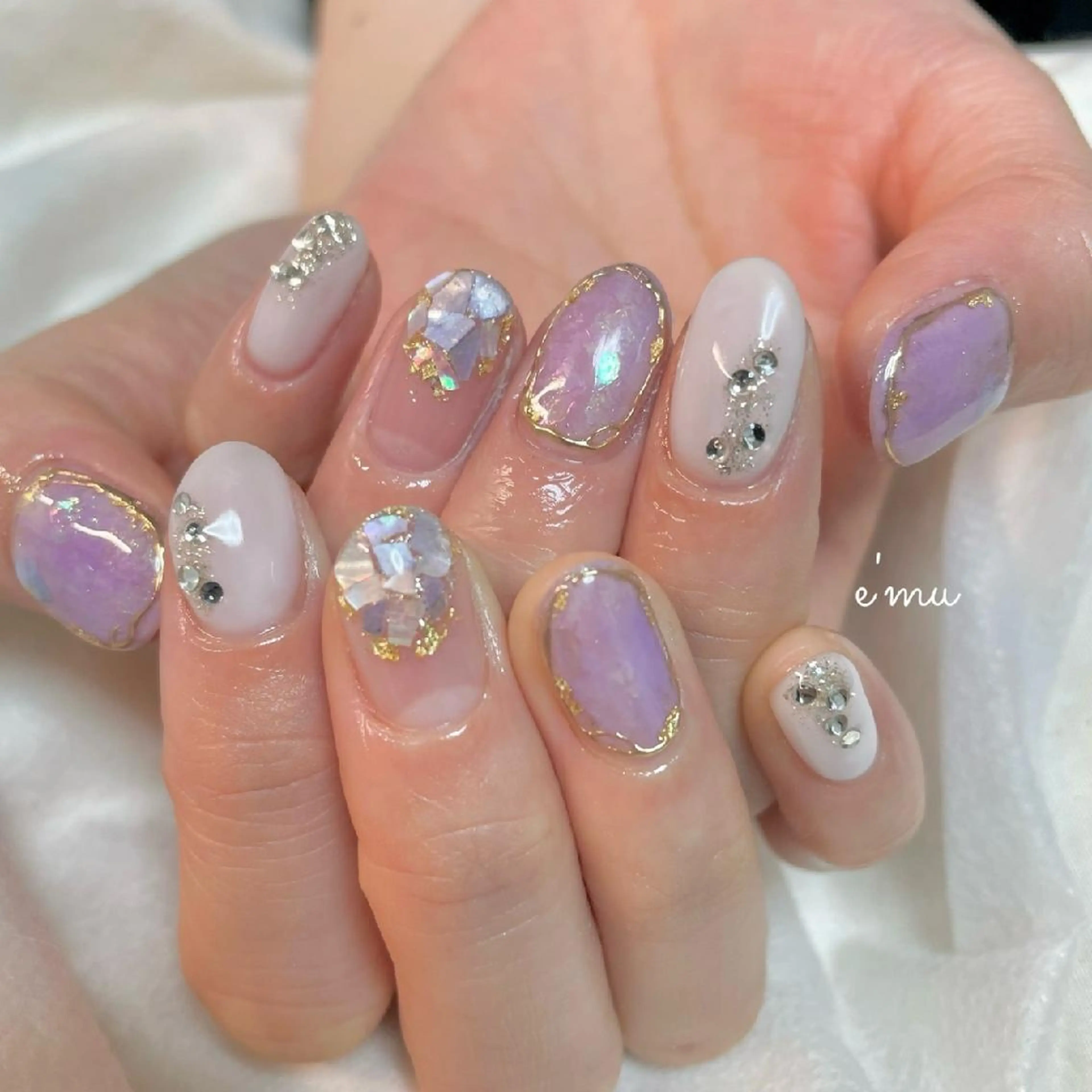 ネイル ニュアンスネイル nail salon e'mu💐のネイルデザイン