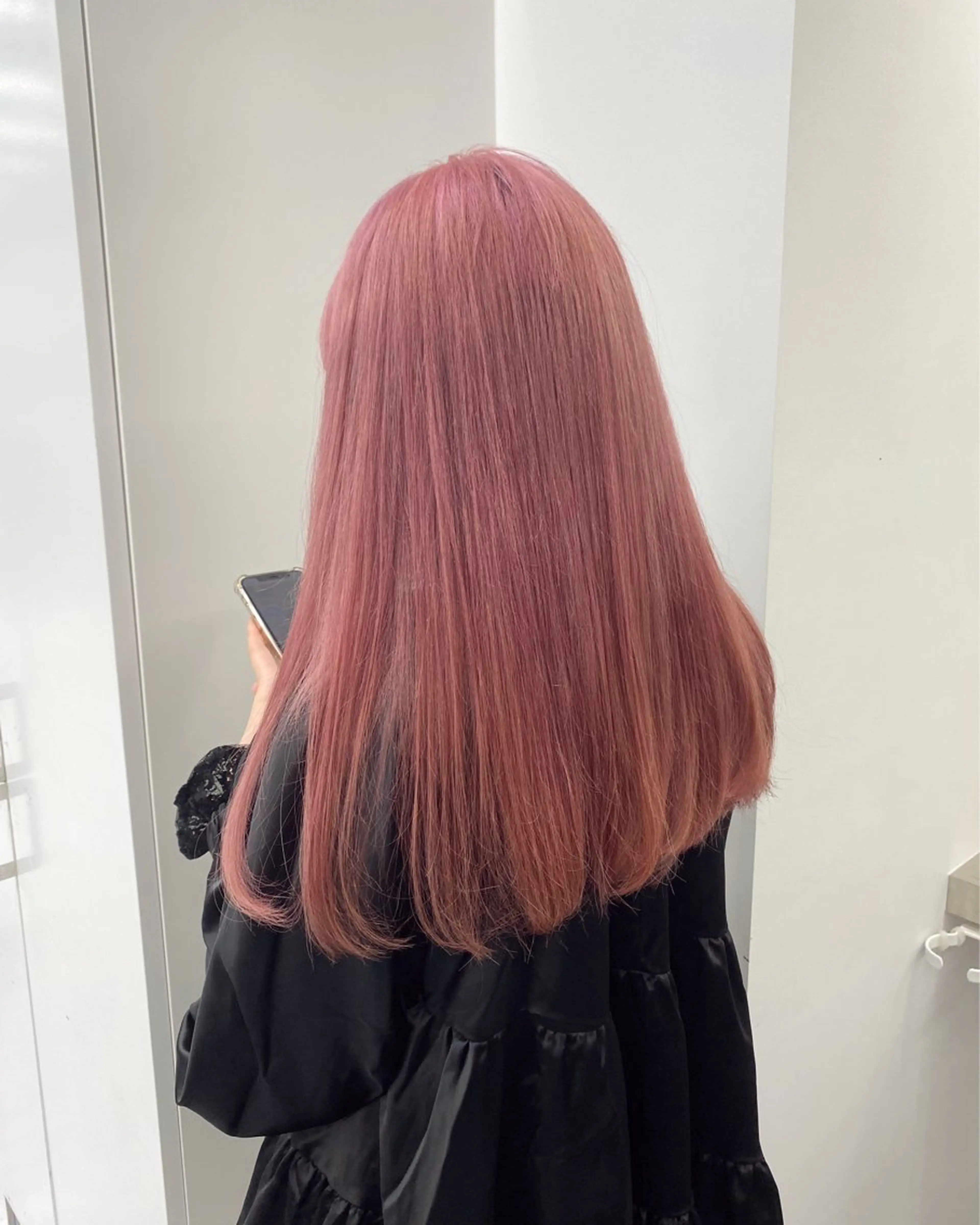 ロング カラー ヘアアレンジ トレンドモテカラー 🩷色落ちまで可愛くのヘアスタイル