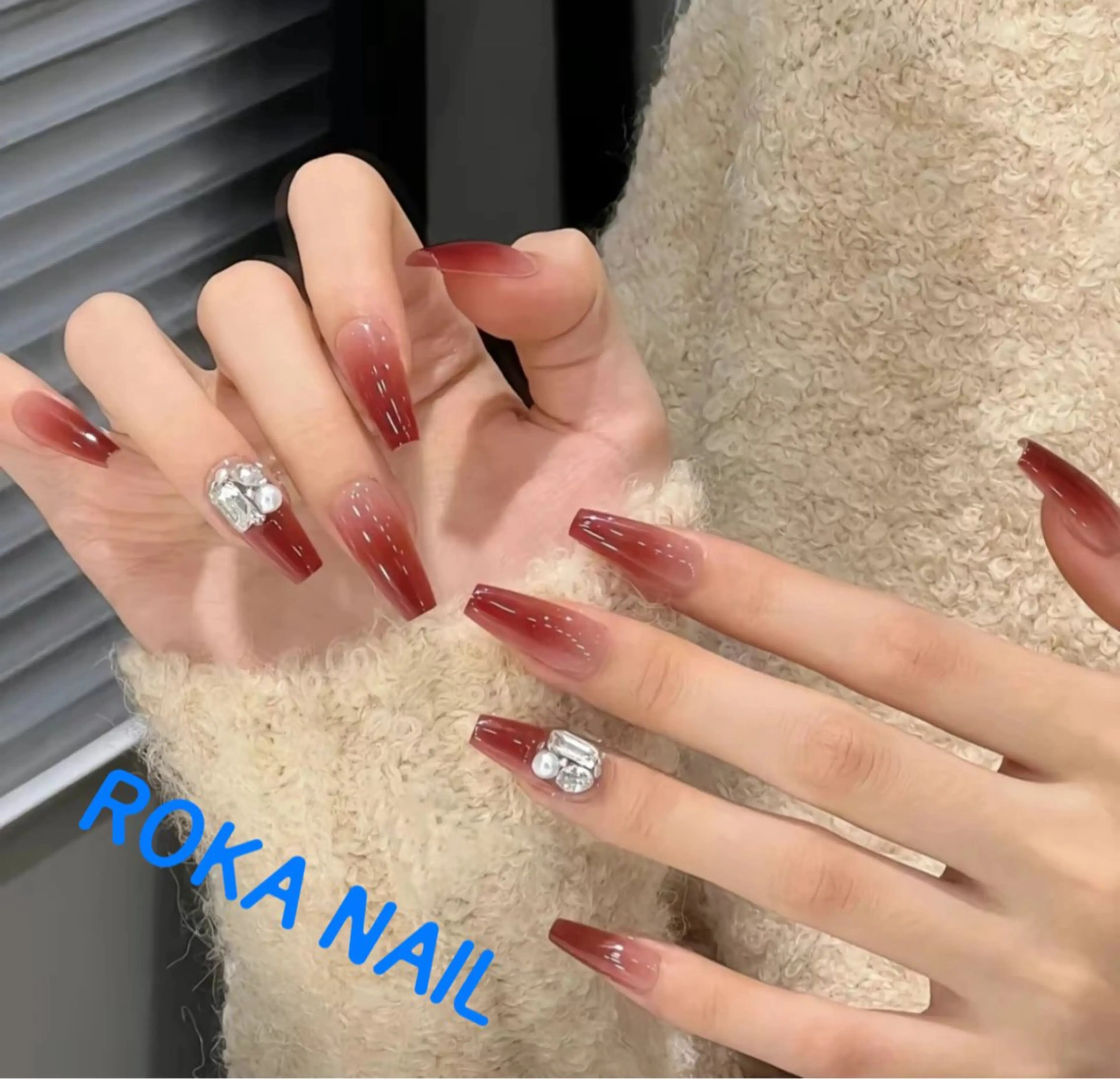 ネイル ハンドネイル 小方 サトミのネイルデザイン