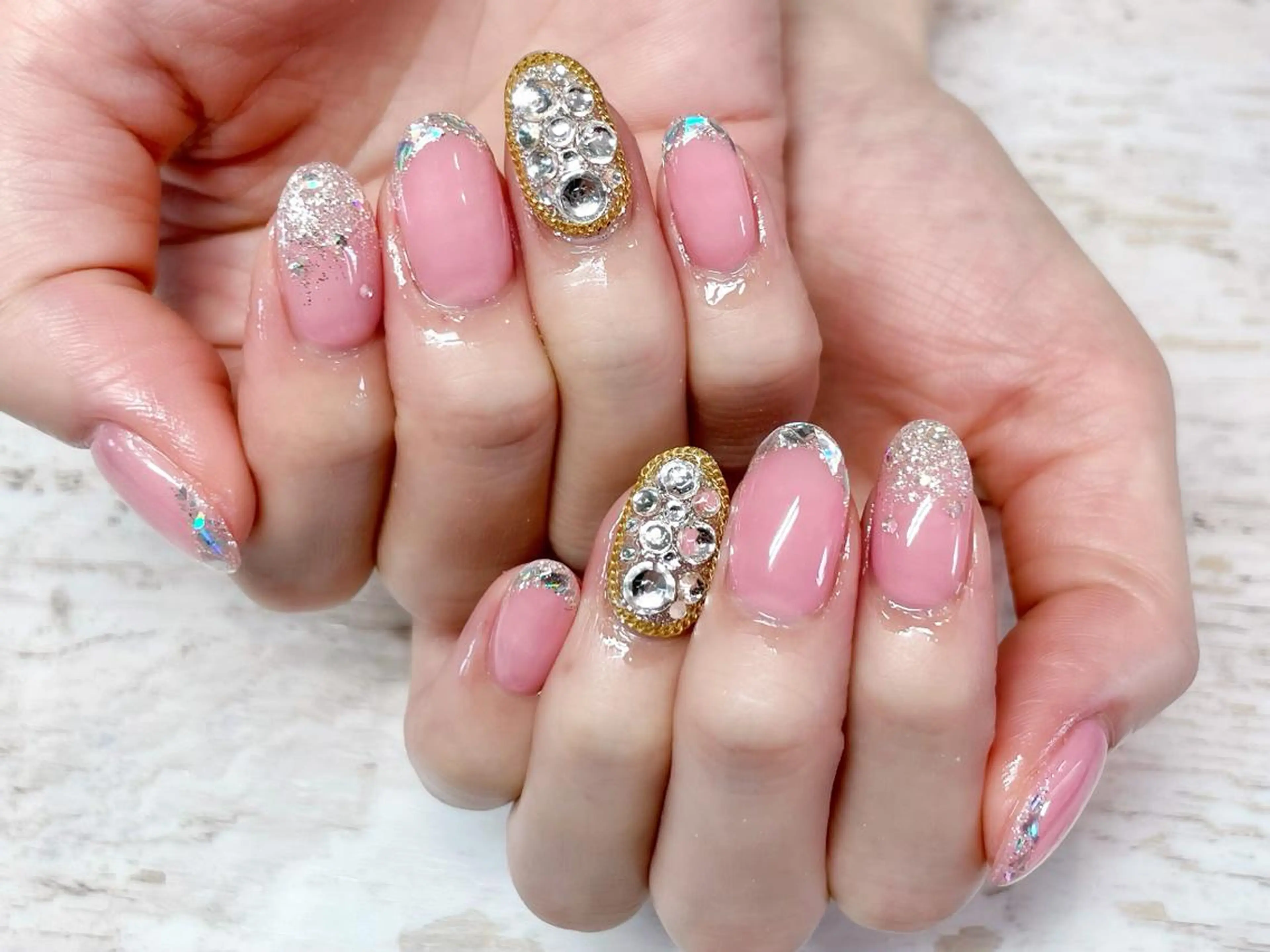 ネイル ハンドネイル RILUNA所属・【 RILUNA 】 三鷹のマツエク・マツパデザイン