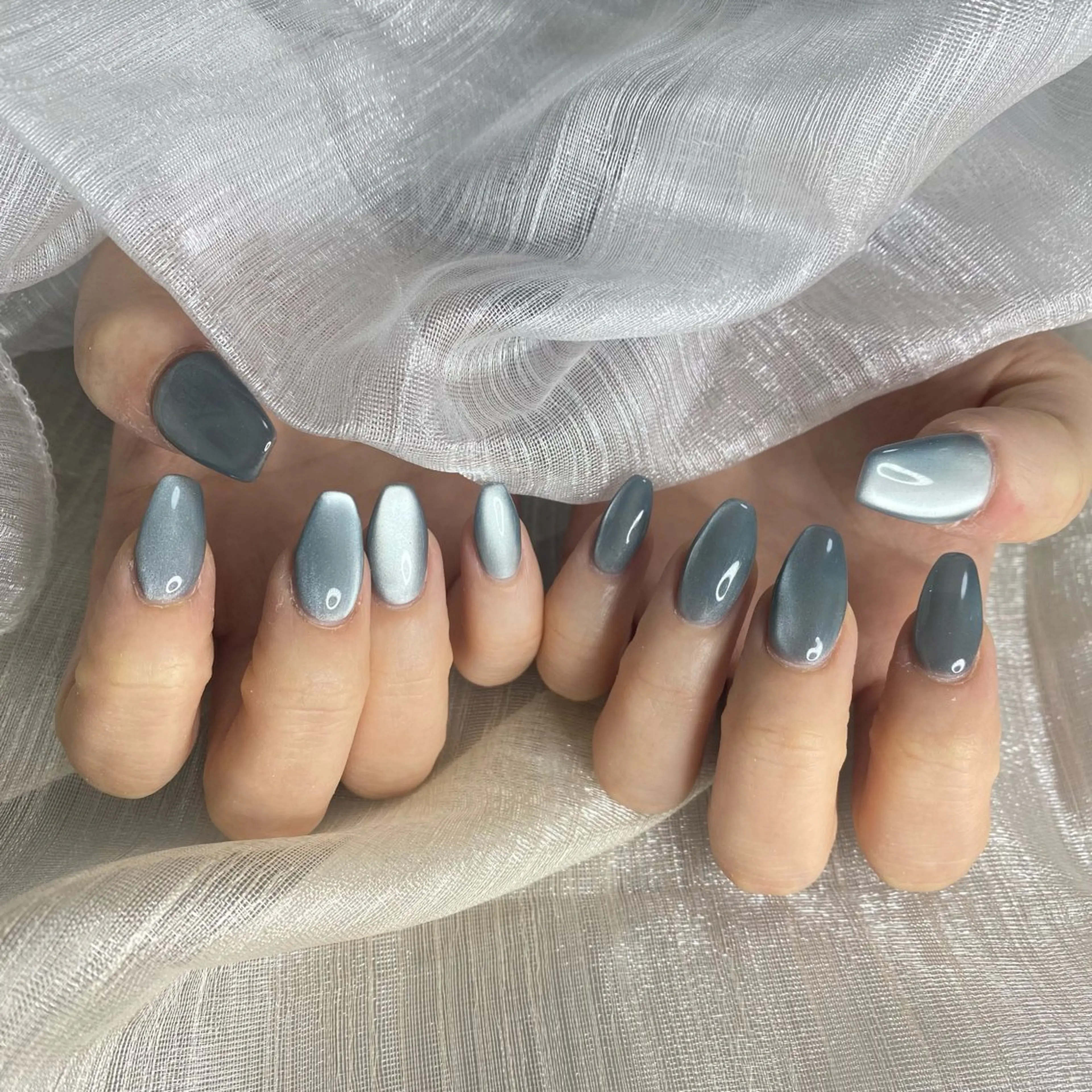 ミディアム 501_nail所属・Ta taのネイルデザイン