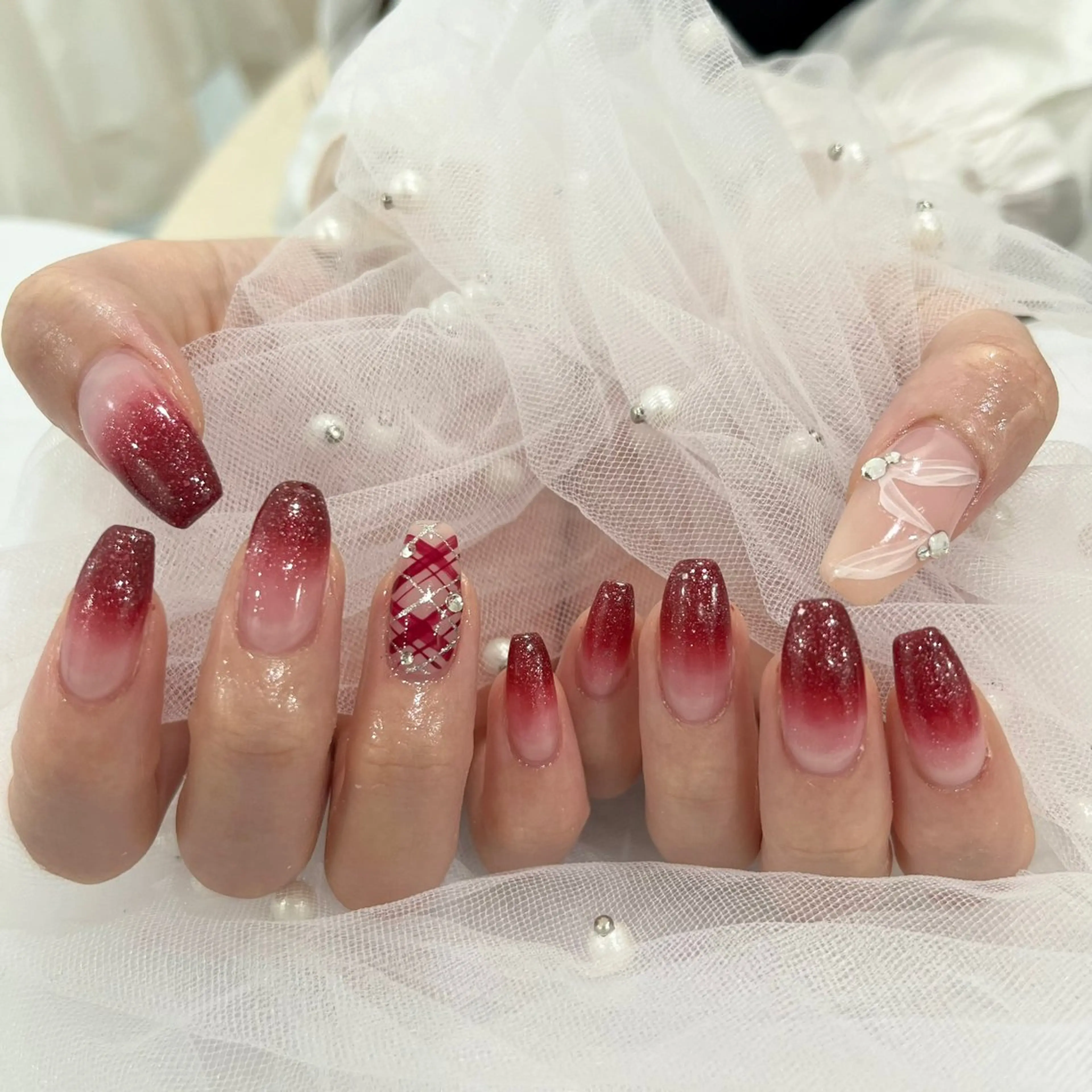 ネイル ＿WHITE+南海難波店所属・_WHITE+ 南海難波店のネイルデザイン