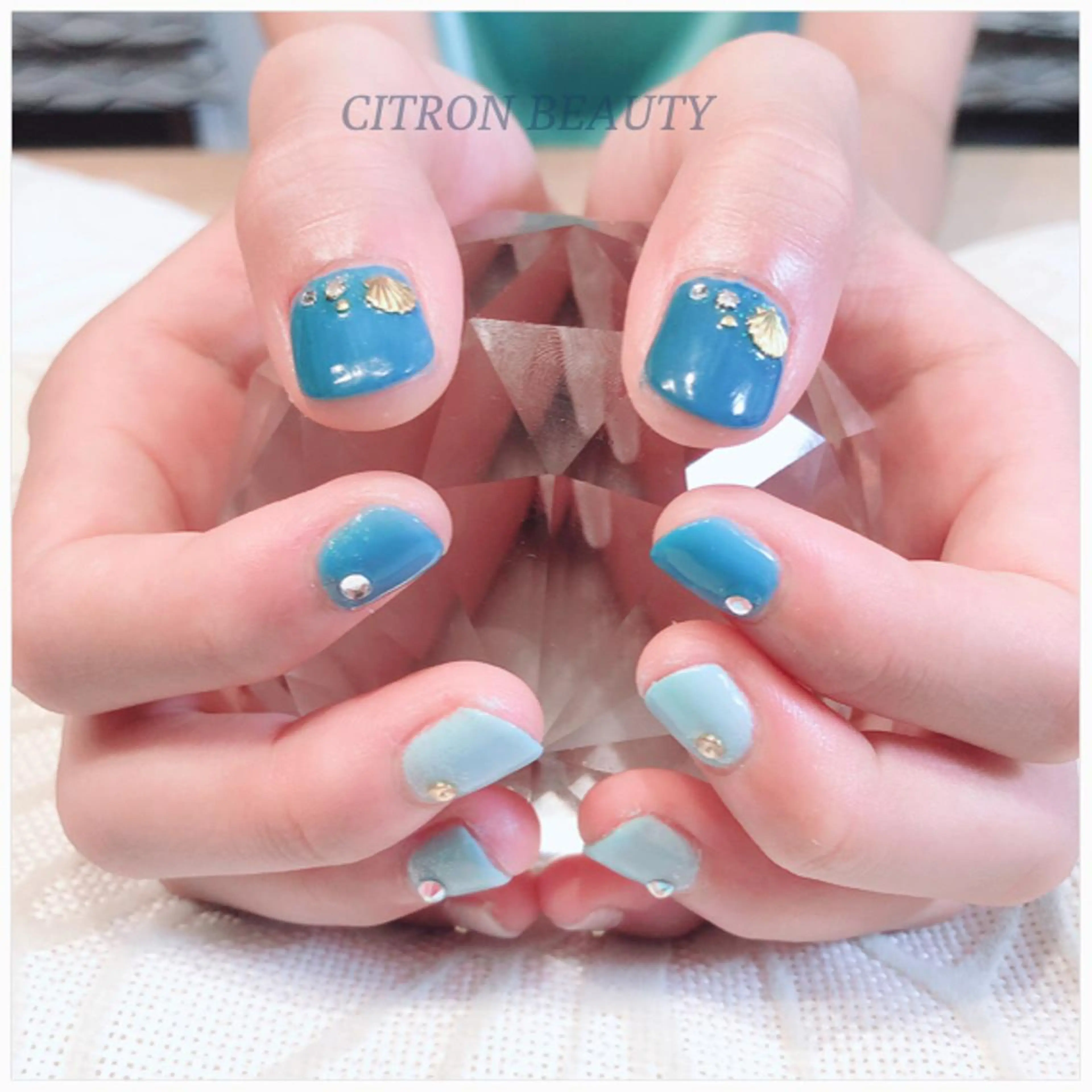 ネイル ブルー グラデーション CITRON NAIL💅練習生のネイルデザイン
