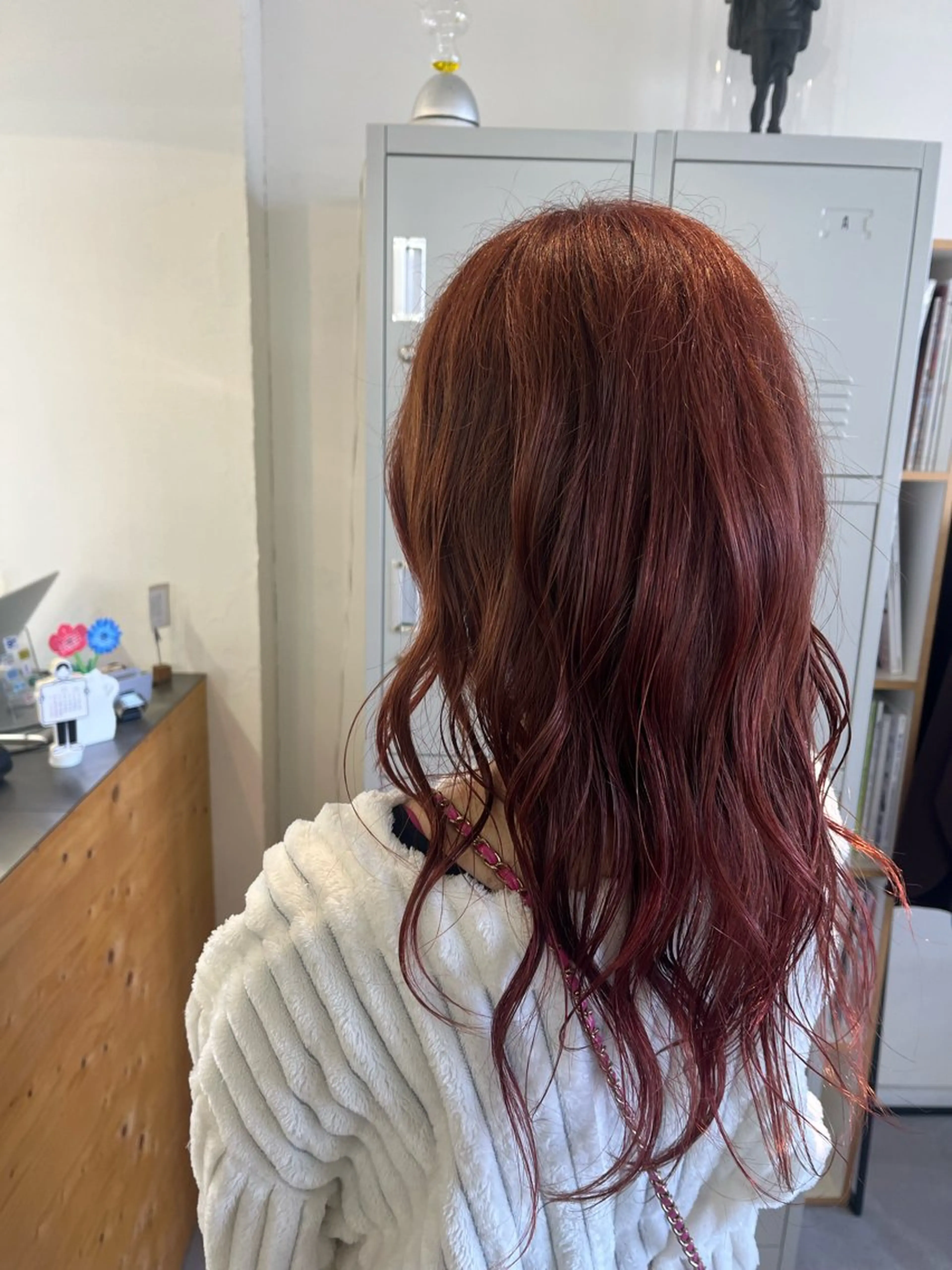 セミロング サワダ ミナミのヘアスタイル