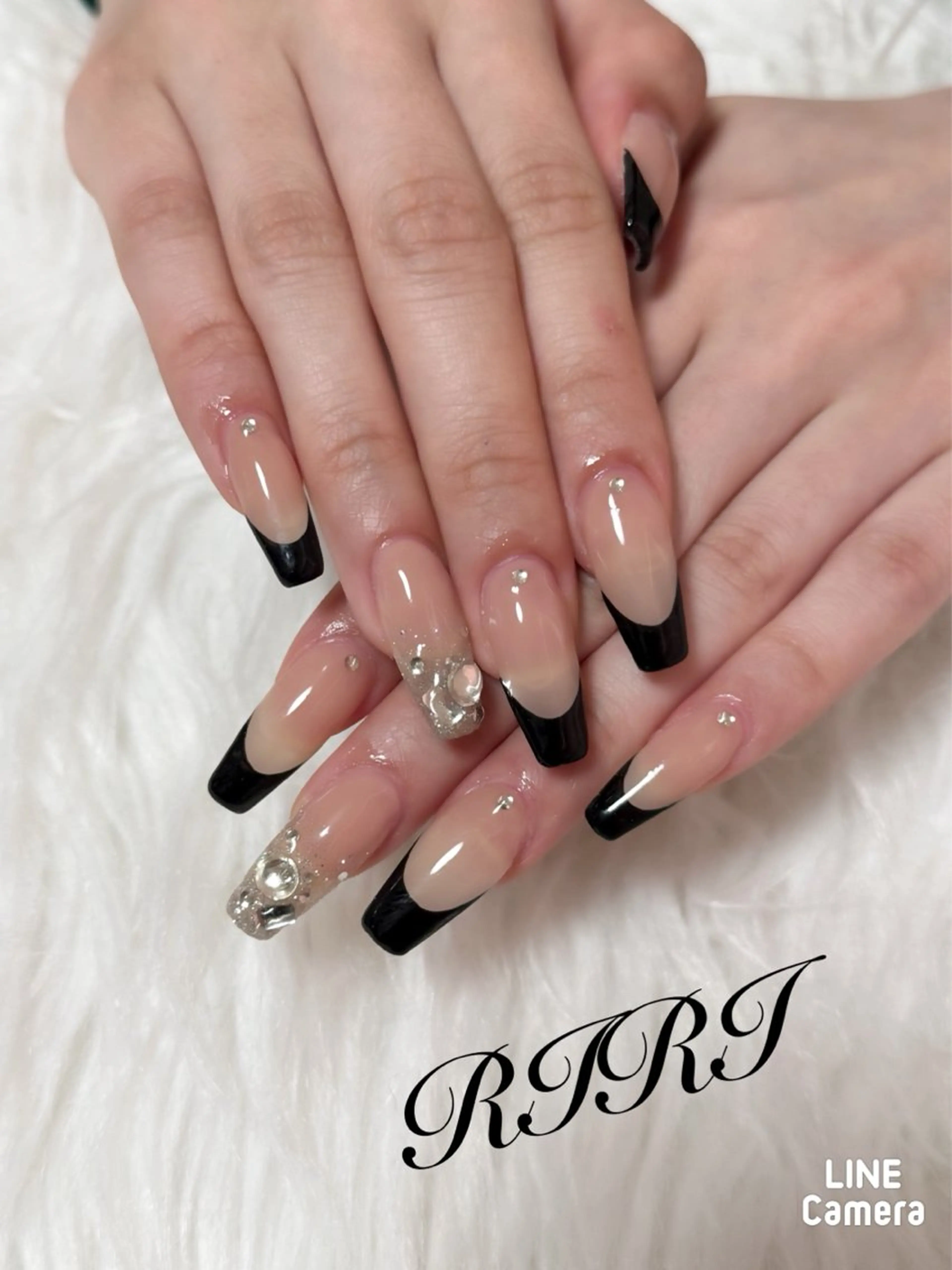 ネイル フレンチネイル ジェルネイル ロングネイル スカルプネイル シンプルネイル ハンドネイル riri オーナーのネイルデザイン