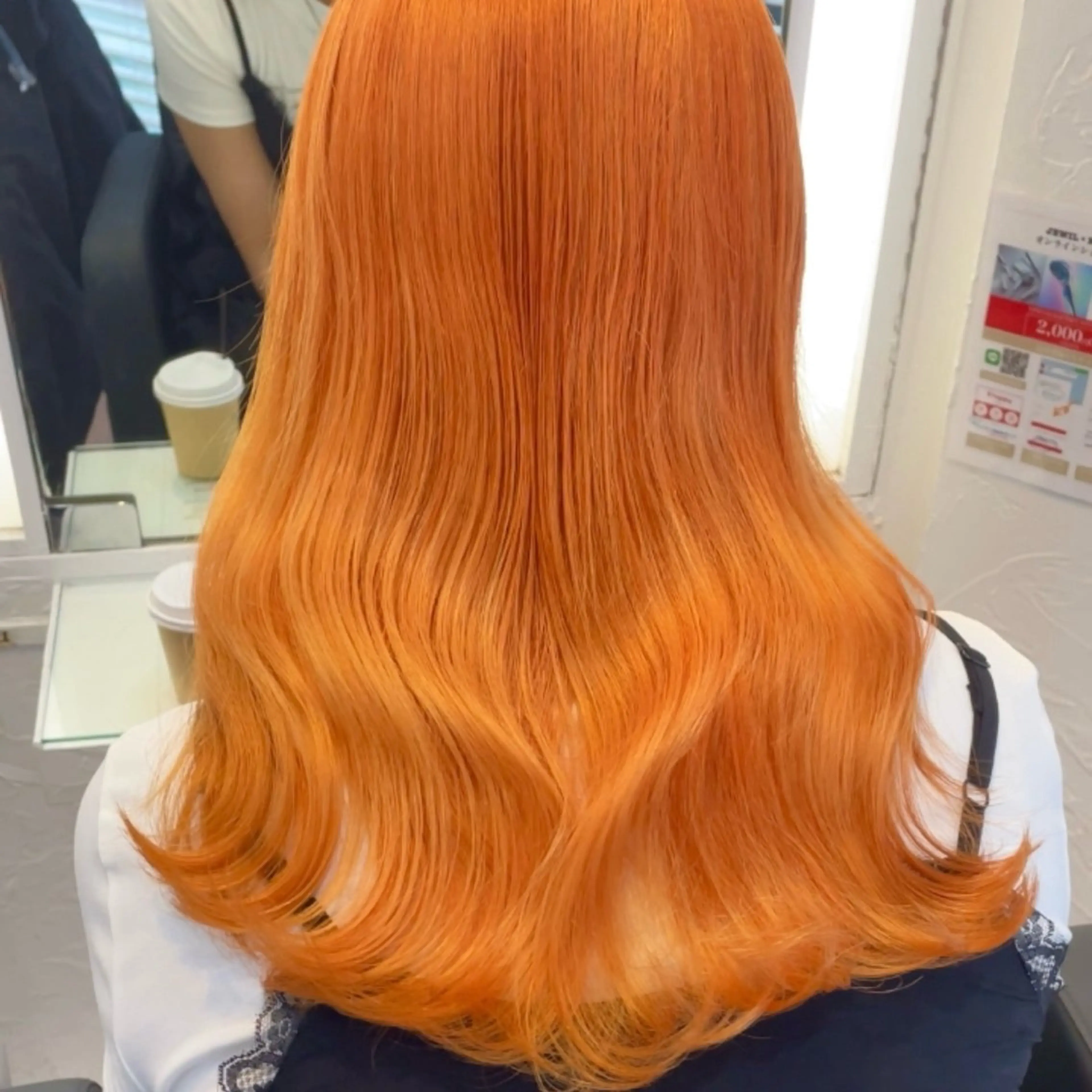 ロング カラー ブリーチ ケアブリーチ デザインカラー ハイトーンカラー オレンジ ブリーチなしピンク 赤井龍斗のヘアスタイル