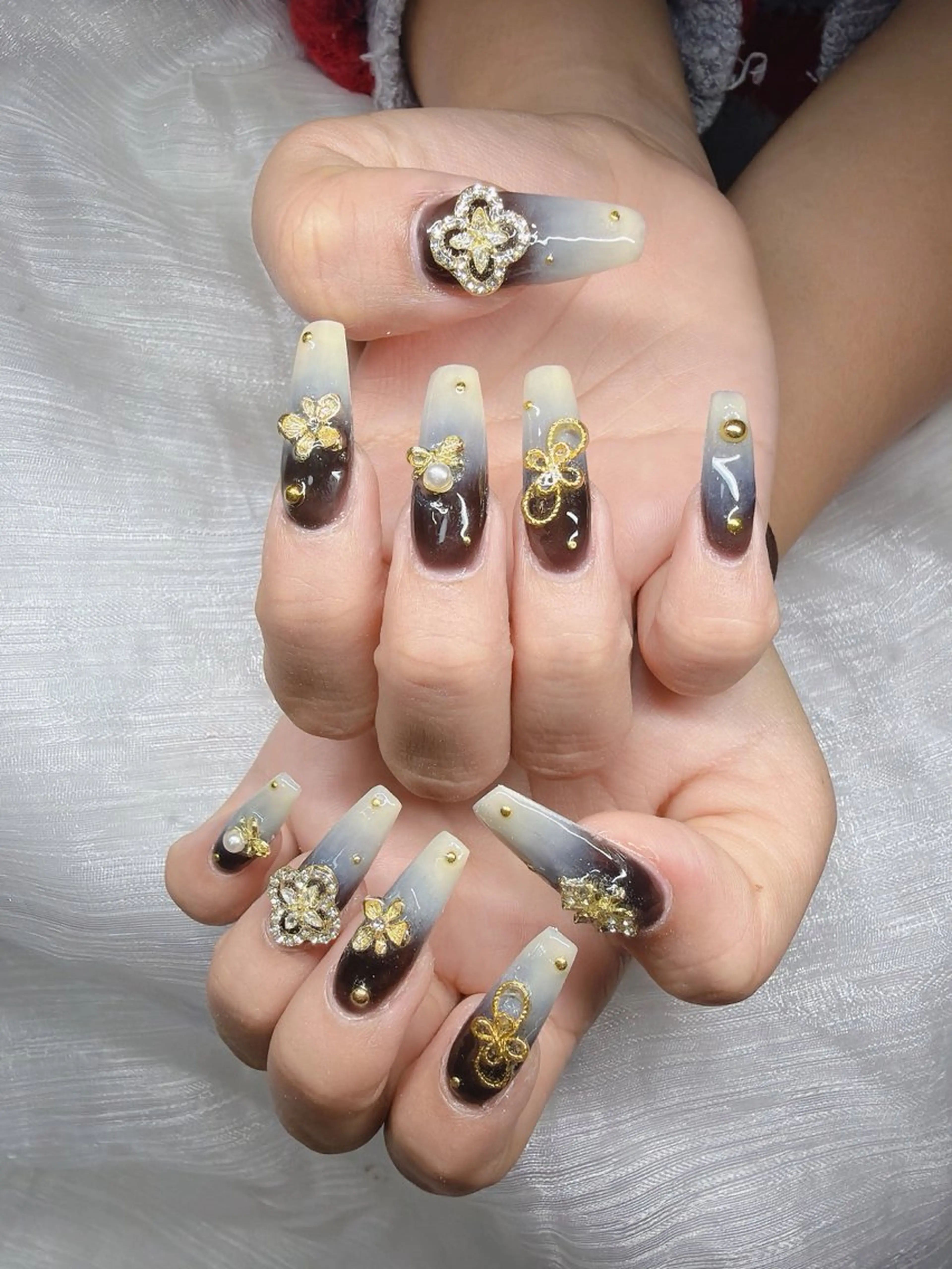 ネイル ハンドネイル Lee Nailsのネイルデザイン