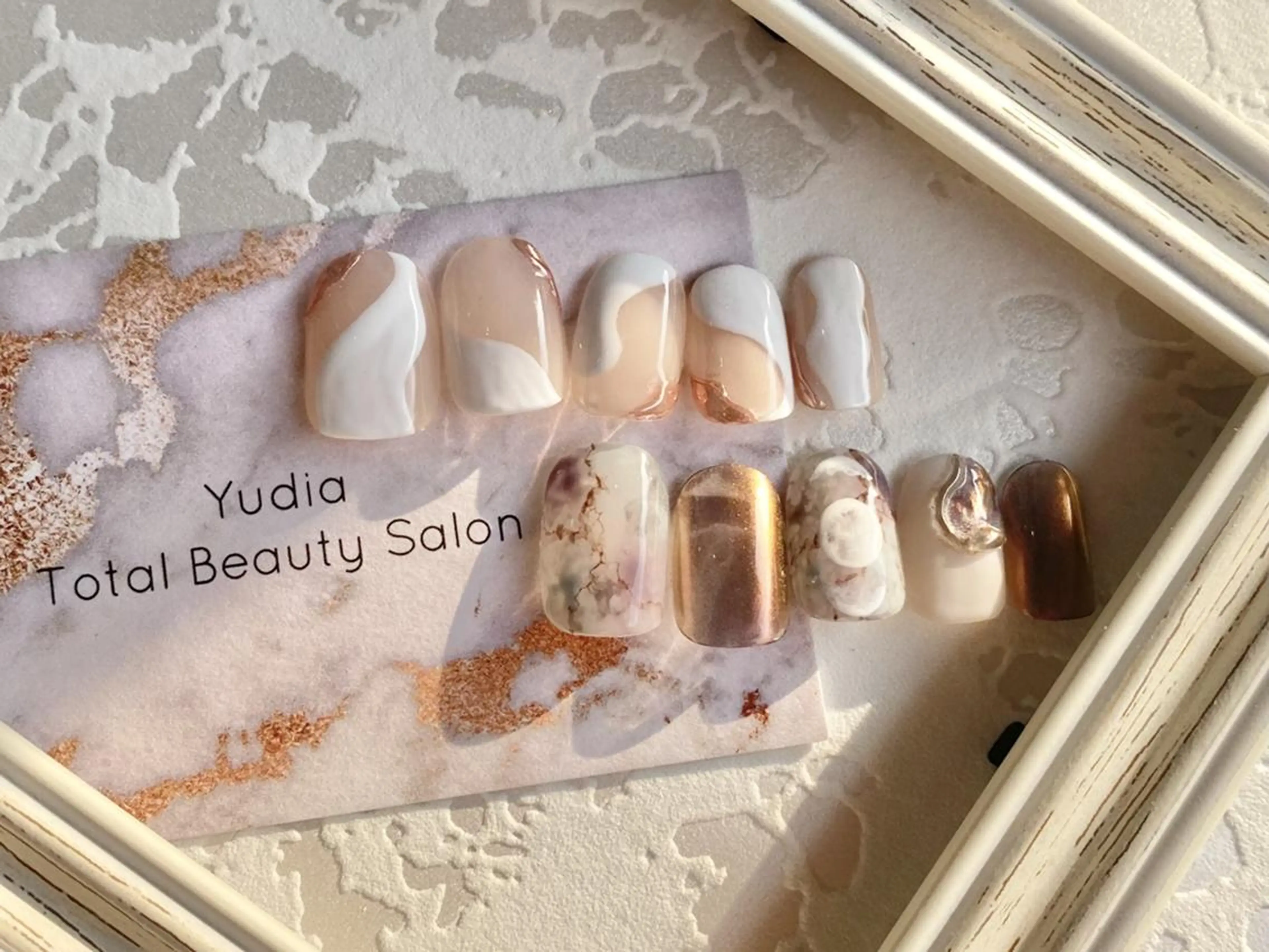 ネイル オーロラネイル フットネイル フレンチネイル ジェルネイル 韓国ネイル Yudia🦋 azuのネイルデザイン