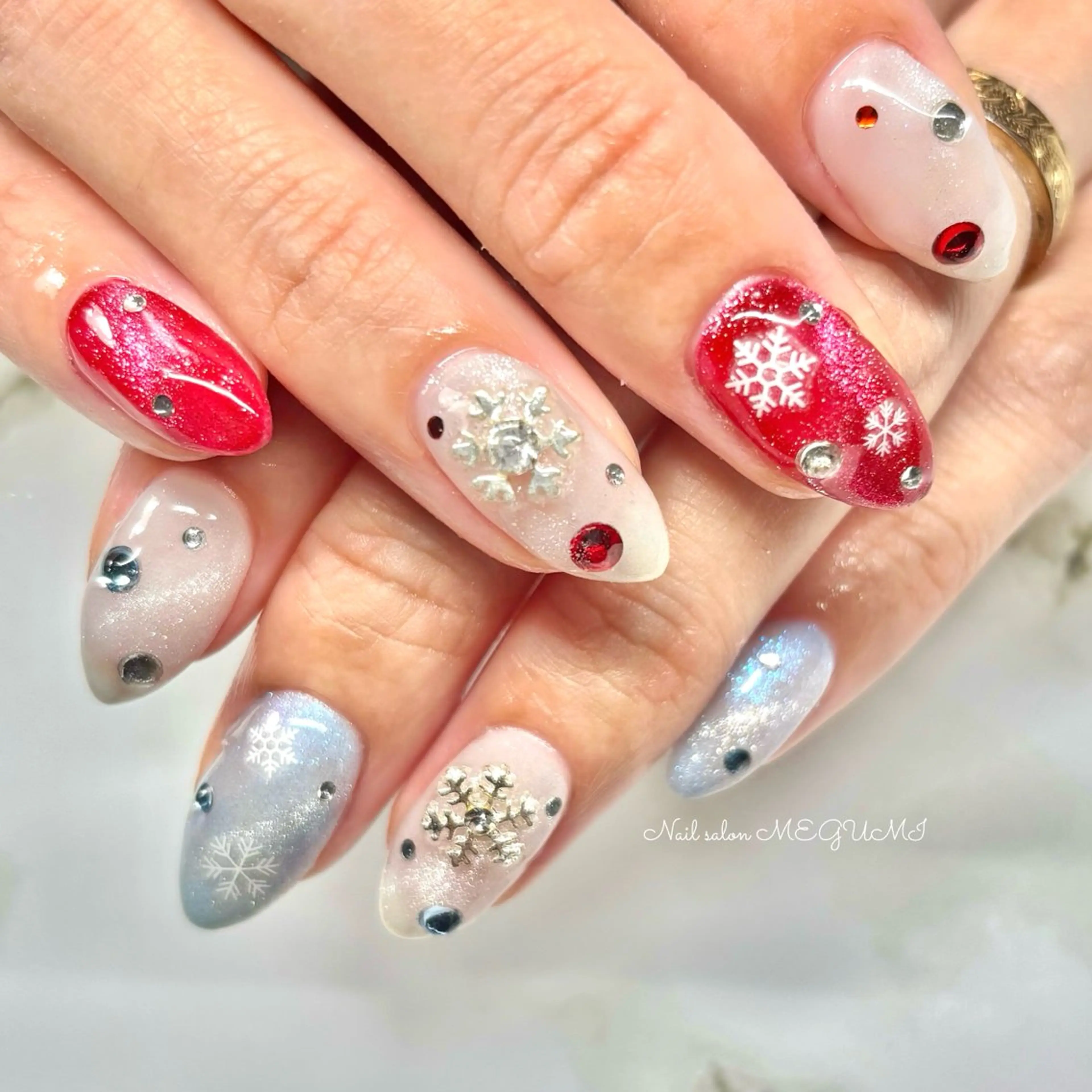 ネイル Nail salon MEGUMIのネイルデザイン