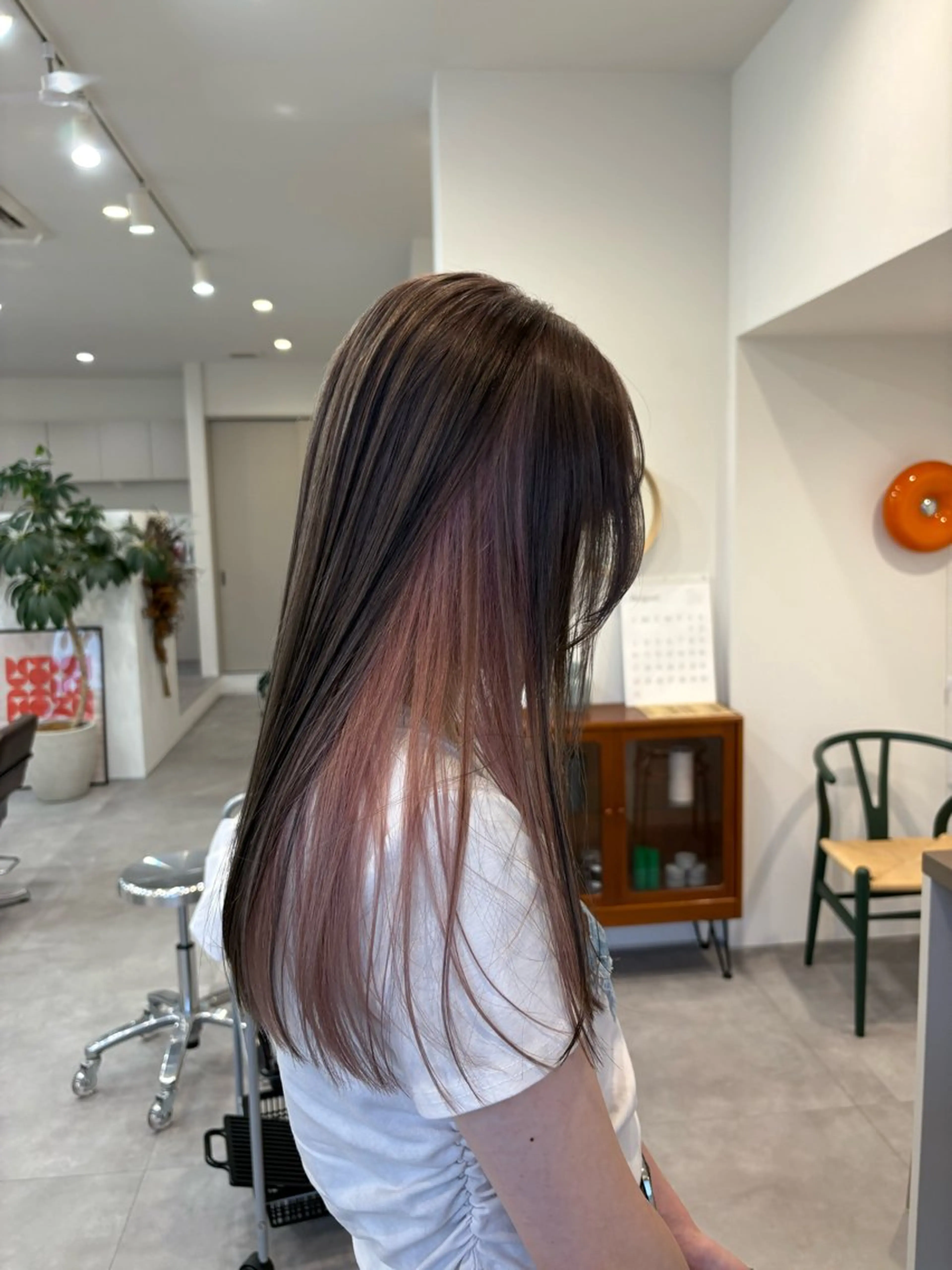 ロング カラー YUEN イシイ アミのヘアスタイル