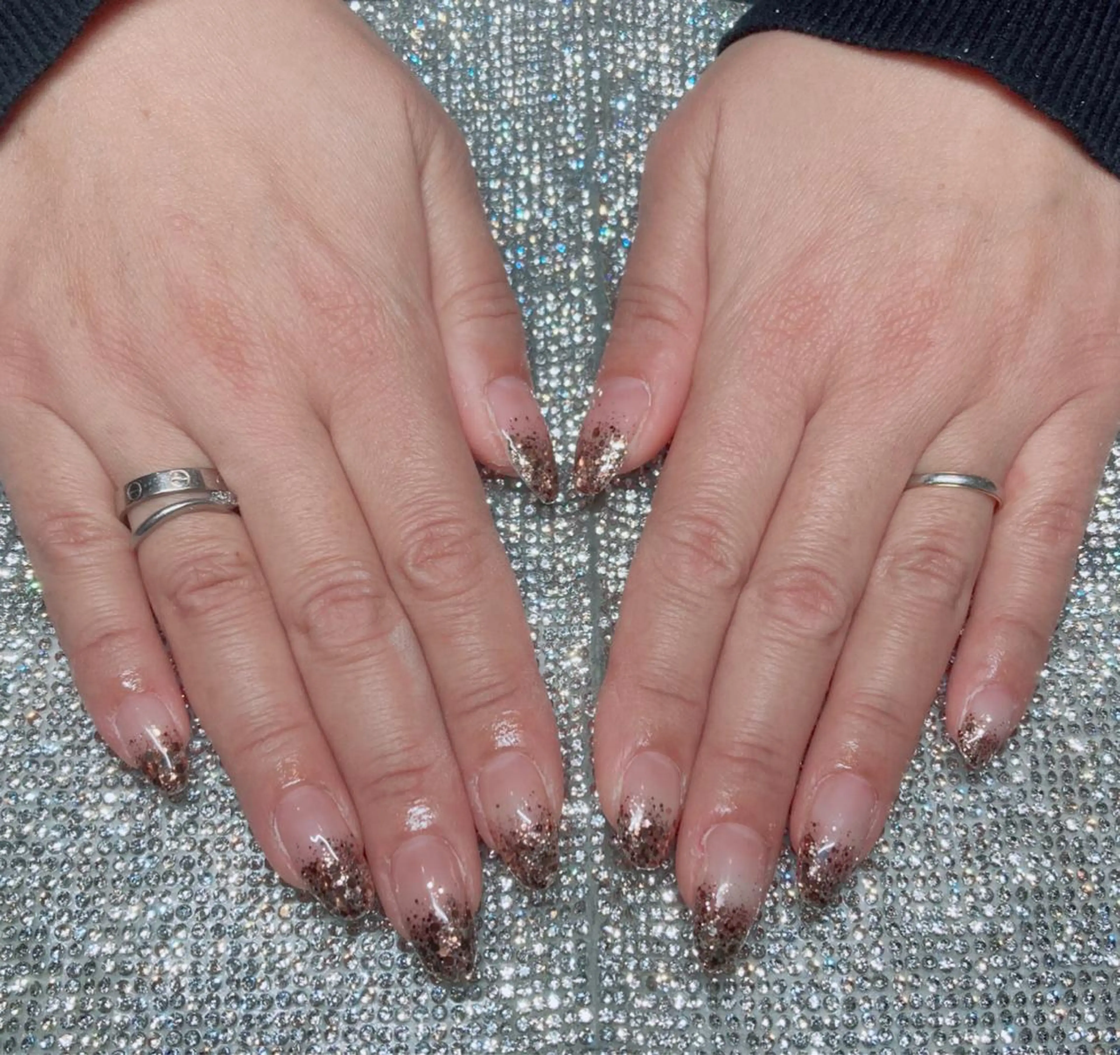 ネイル グラデーション ラメ(グリッター) ラメグラデーション 🖤BARON🖤 MIUのネイルデザイン