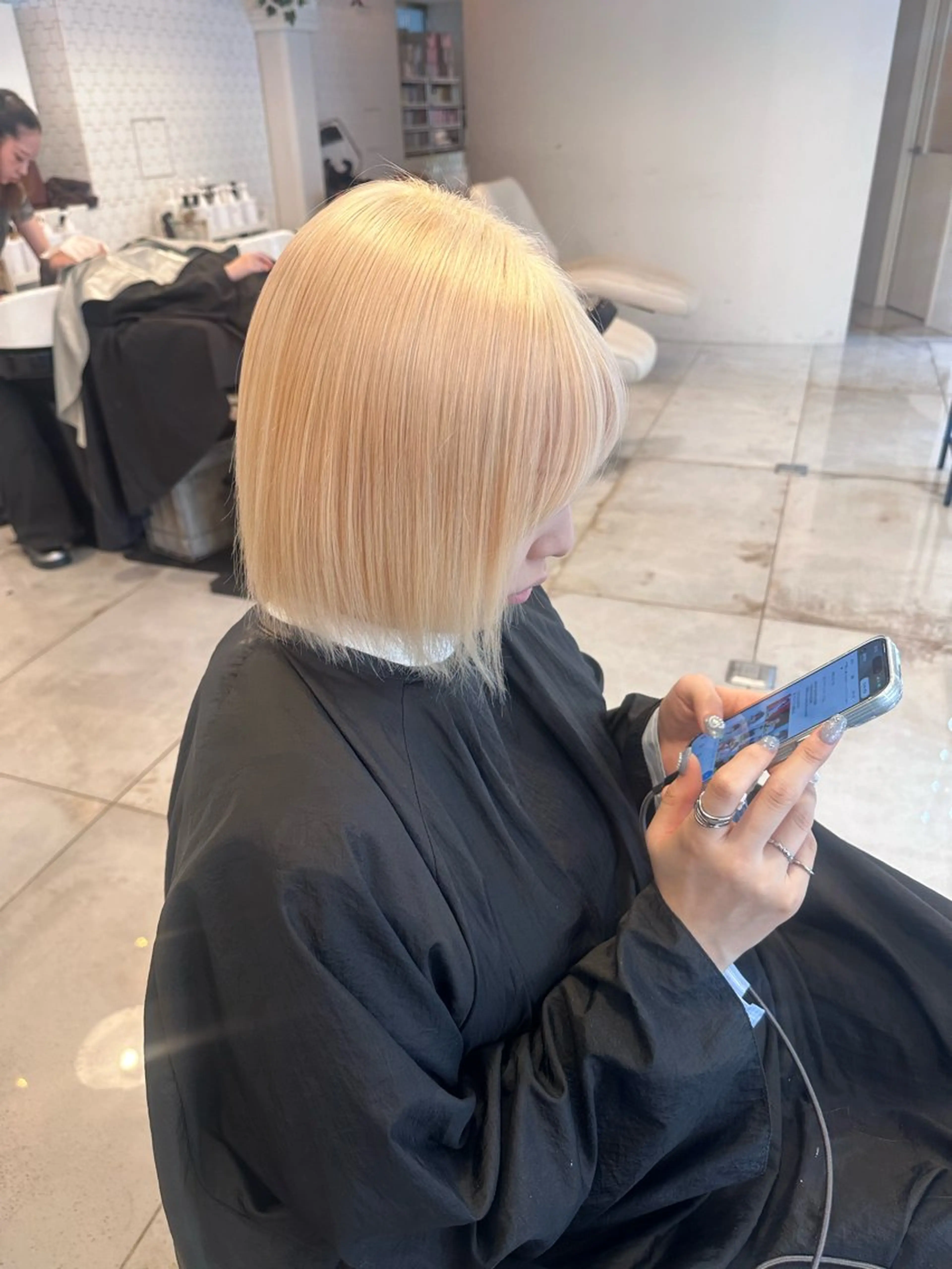 💫ハイブリーチ（2ブリーチ）➕カラー➕トリートメント💫の写真