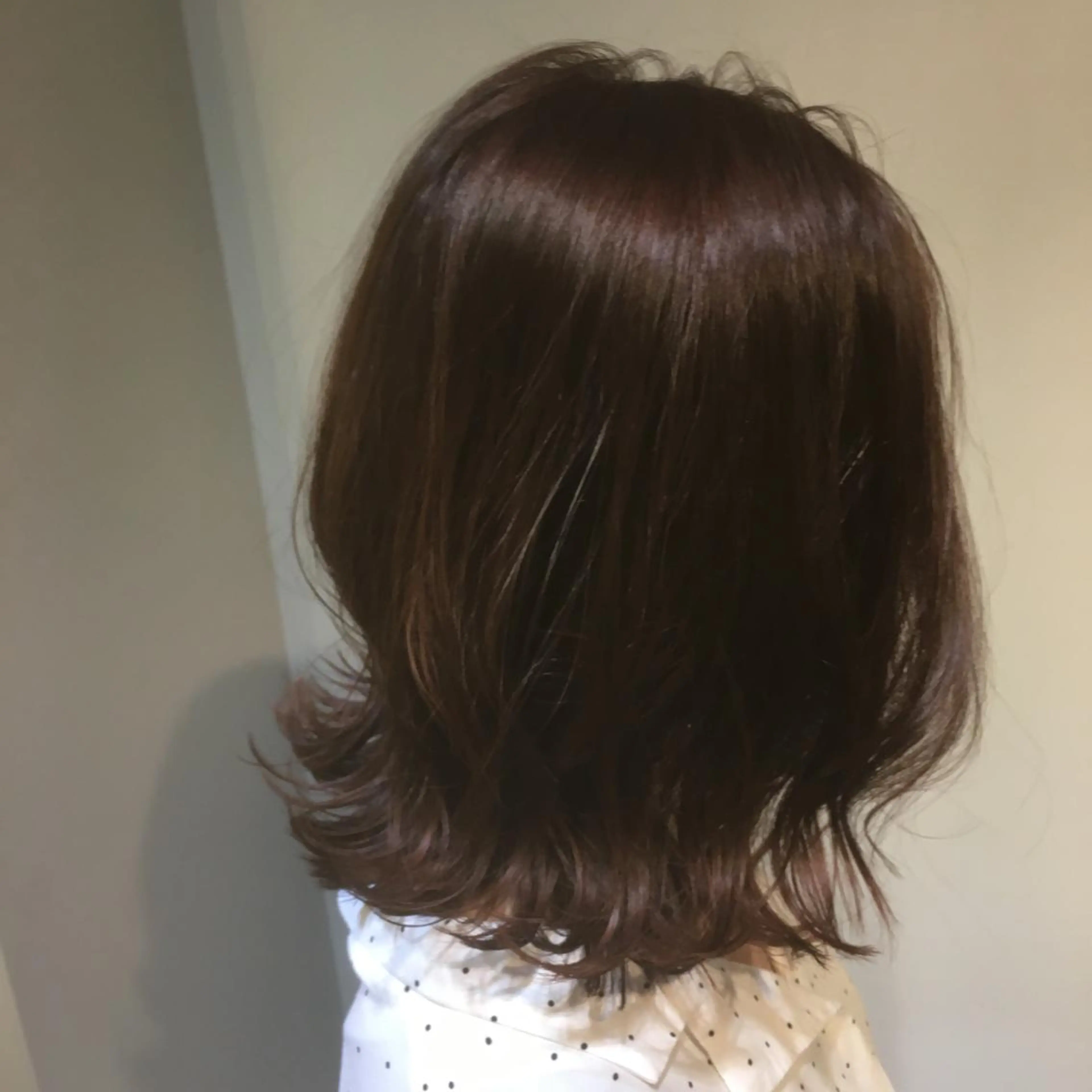 ミディアム カラー しのはら まどかのヘアスタイル