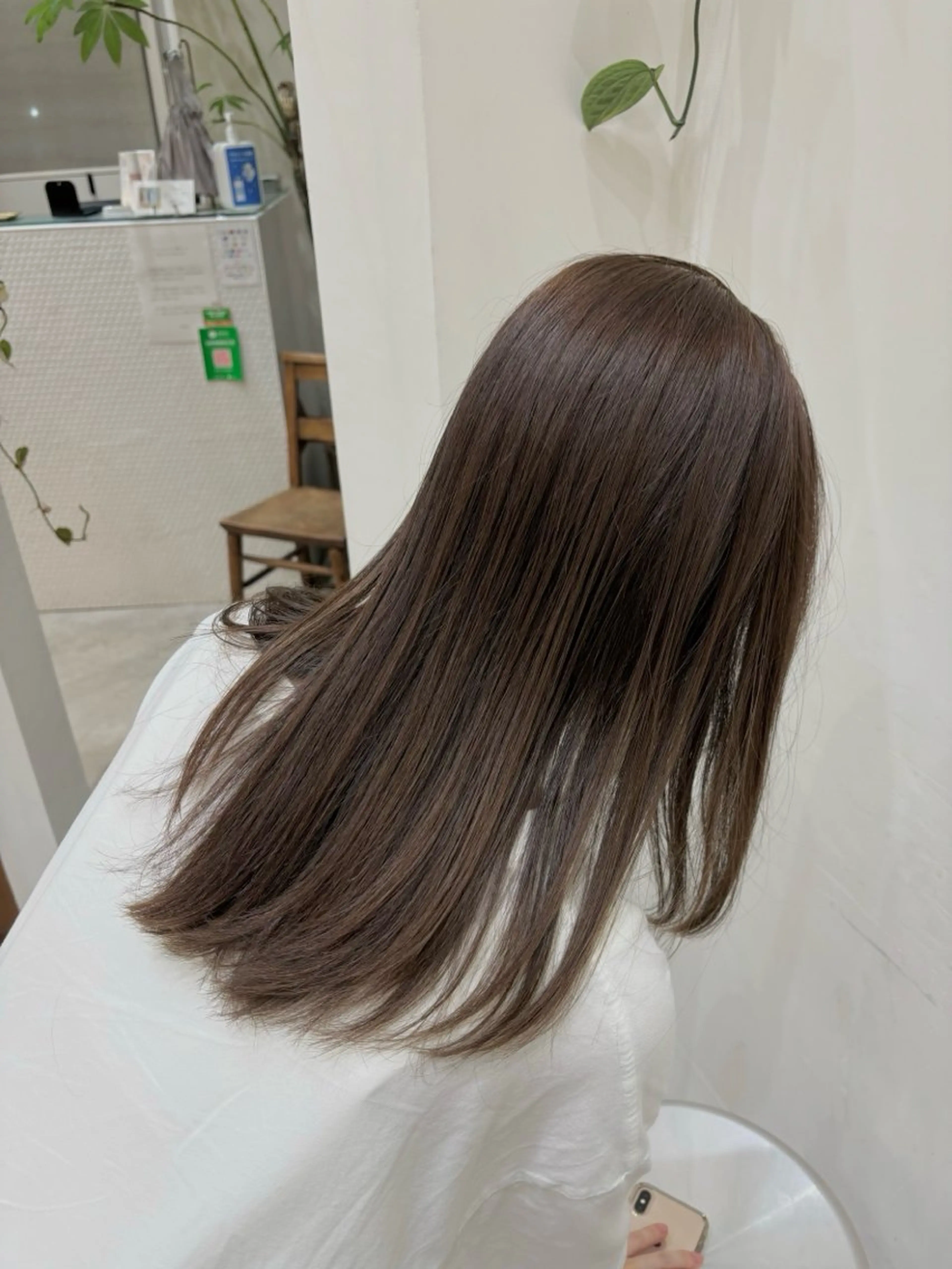 ミディアム カラー COQOO ORGANIC所属・河野 凛依のヘアスタイル