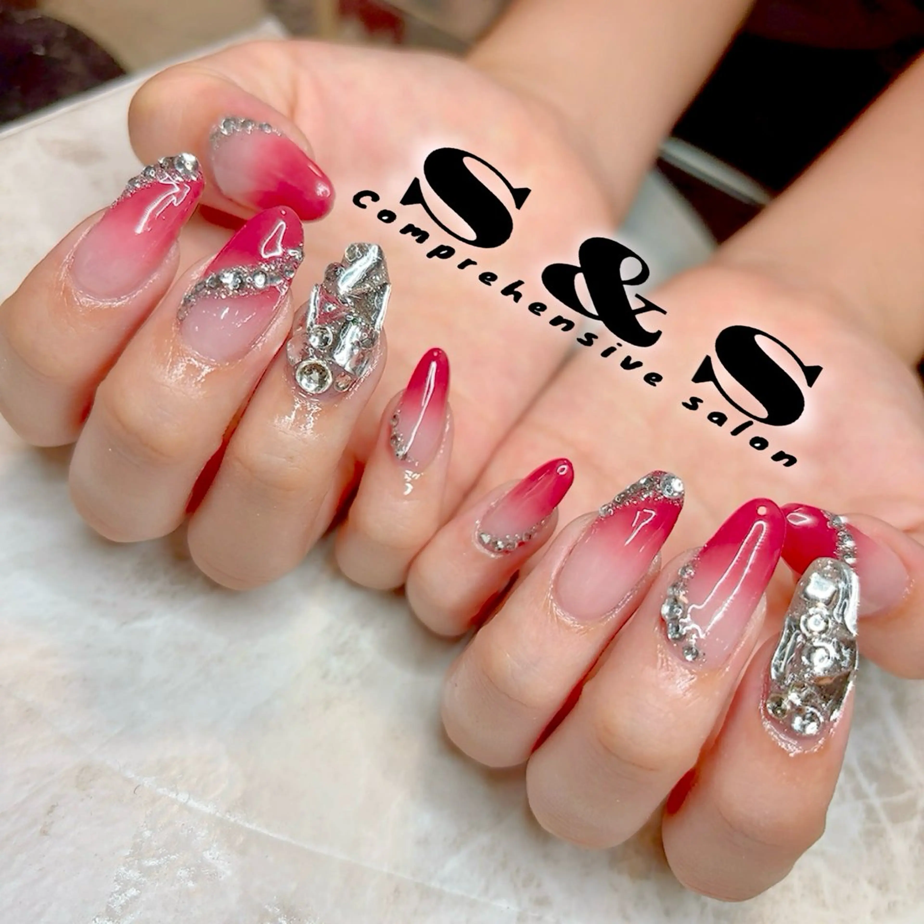 ネイル 長さ出し メンズネイル 持ち込み スカルプネイル S&S 村田小百合のネイルデザイン