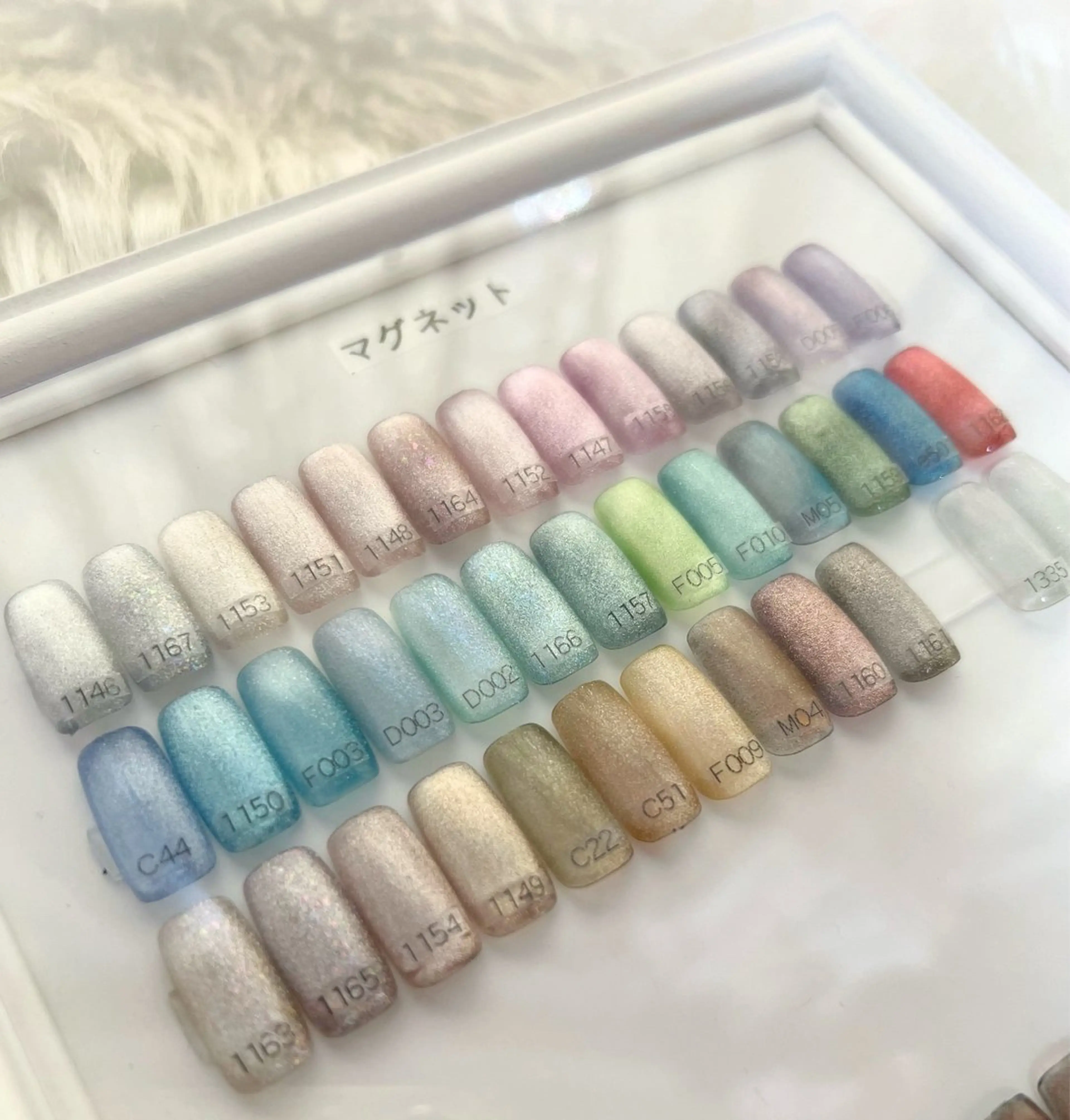 ネイル glow_ nailのネイルデザイン