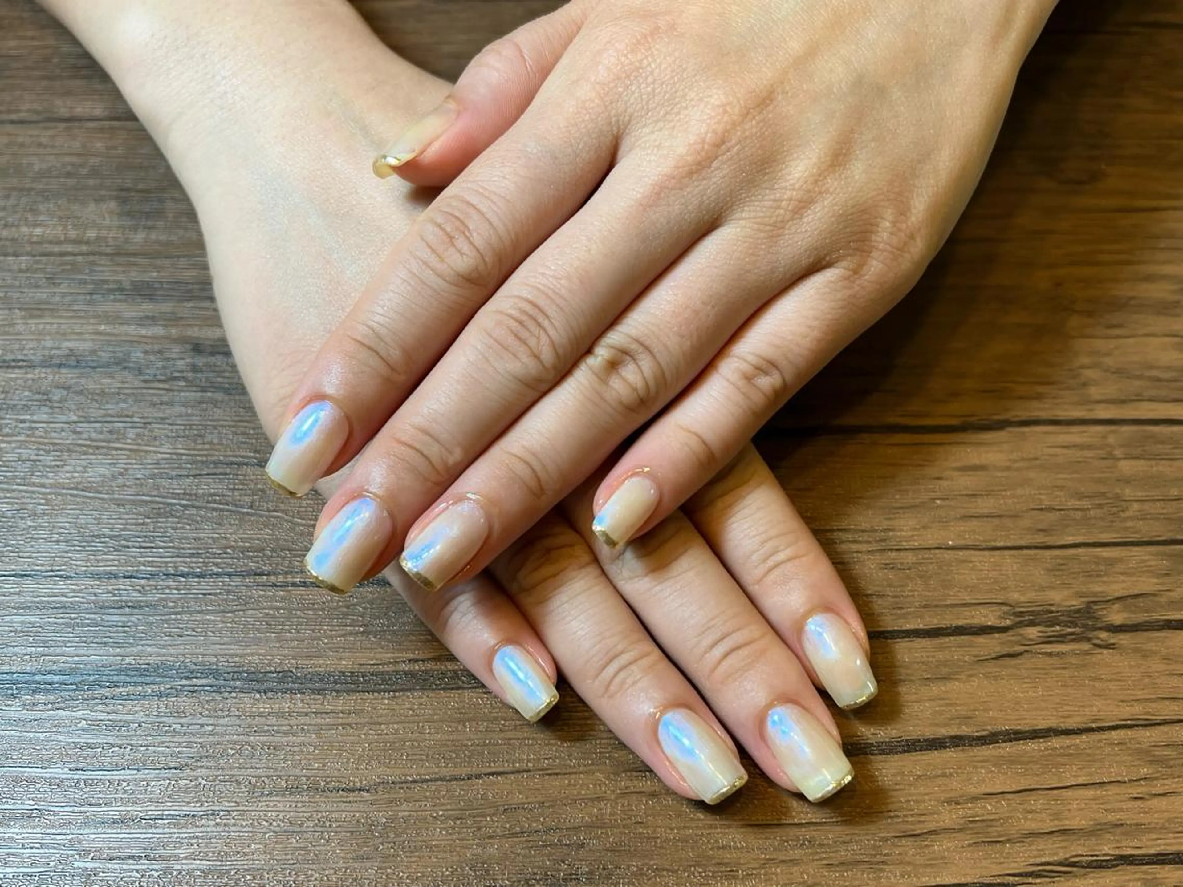 ネイル フレンチネイル ミラーネイル HENRIETTA NAILSALONのネイルデザイン