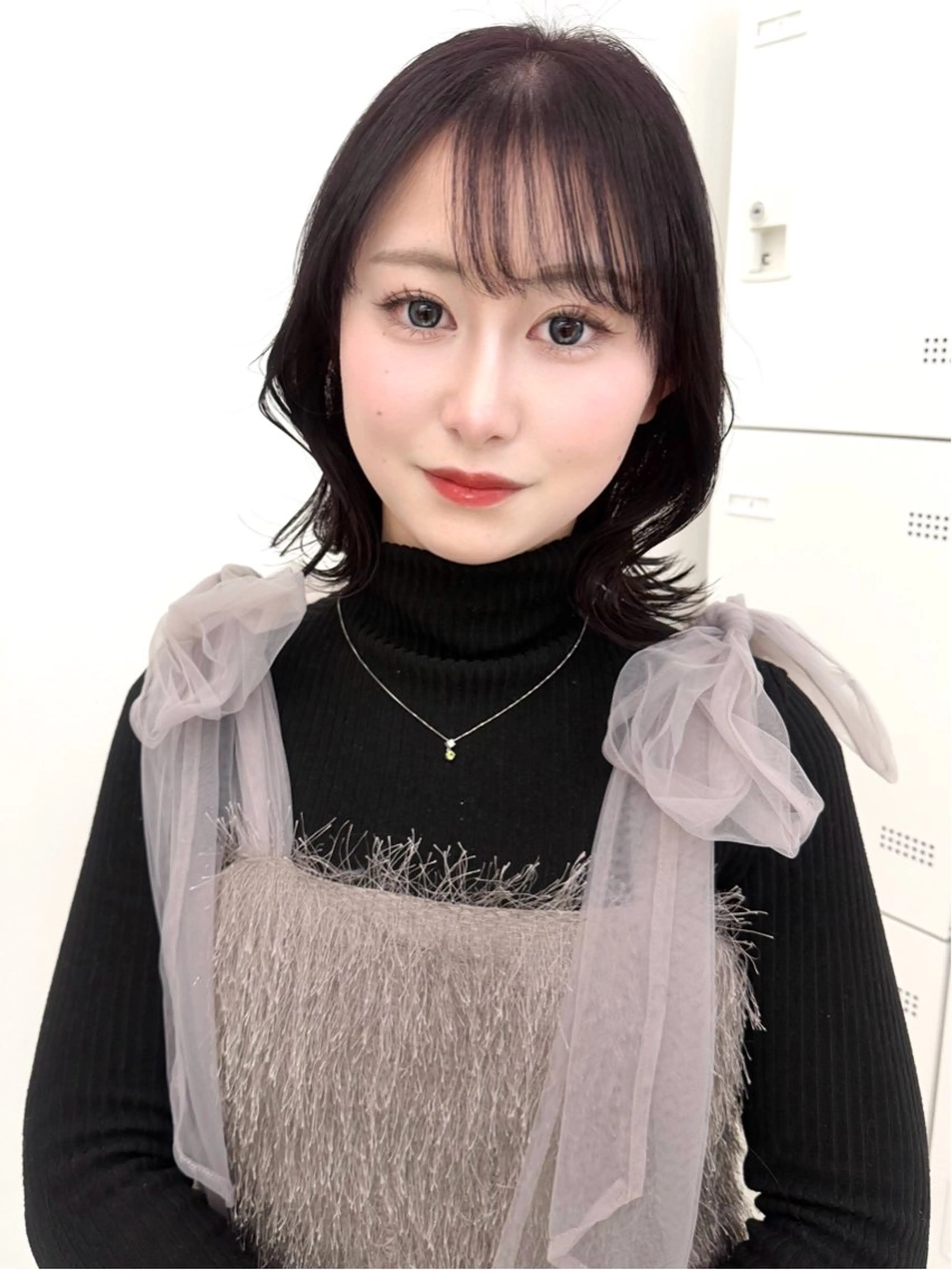 ミディアム カラー ヘアアレンジ カット ヘアカラー トリートメント ヘッドスパ ヘアセット 韓国ボブ🤍 縮毛矯正/ひかりのヘアスタイル