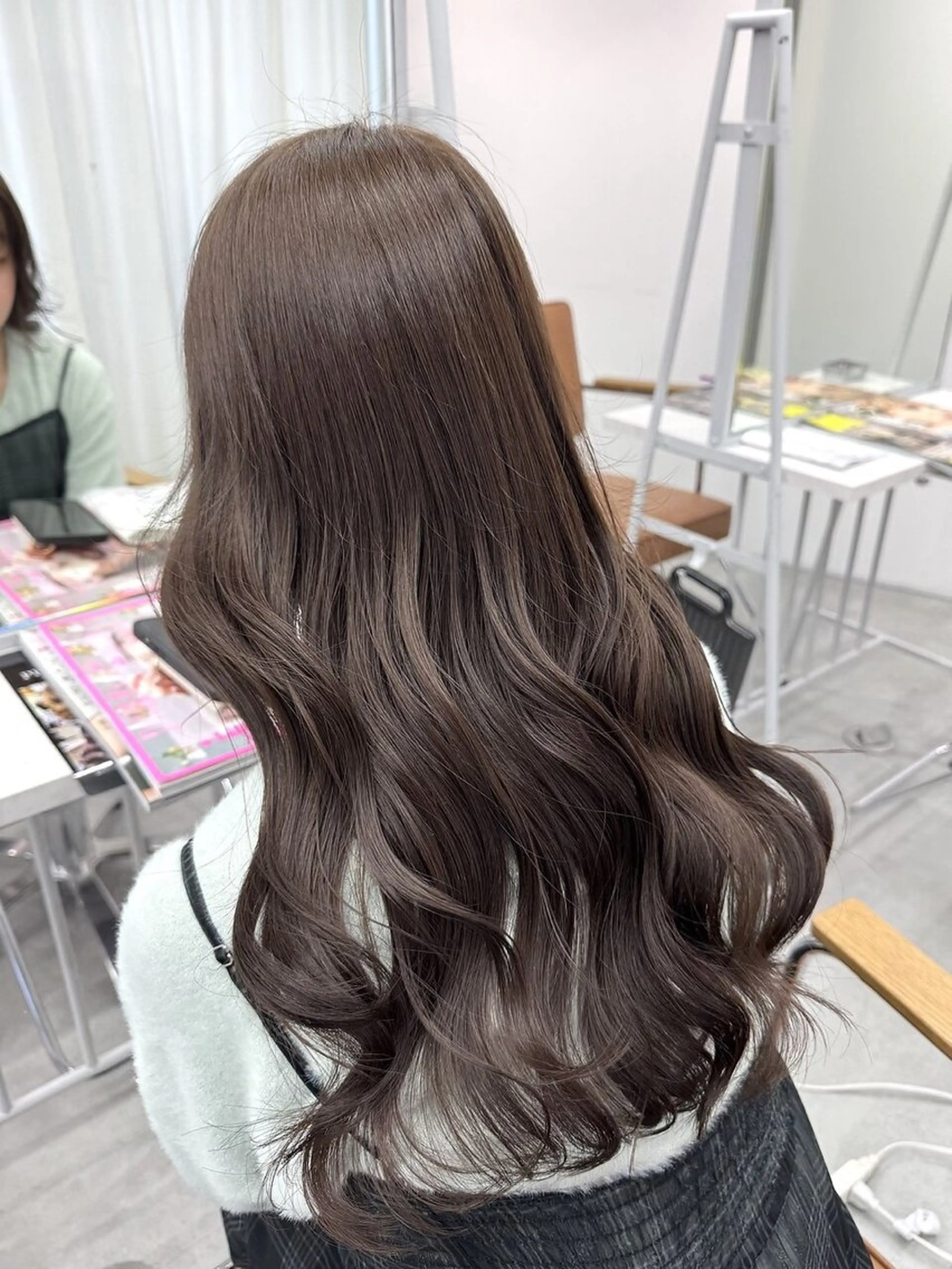 ロング カラー ヘアアレンジ アッシュ アッシュブラウン ベージュカラー ブリーチ ブラウンカラー ヘアカラー 🌈髪質改善💕 縮毛矯正✨青木まで✨のヘアスタイル