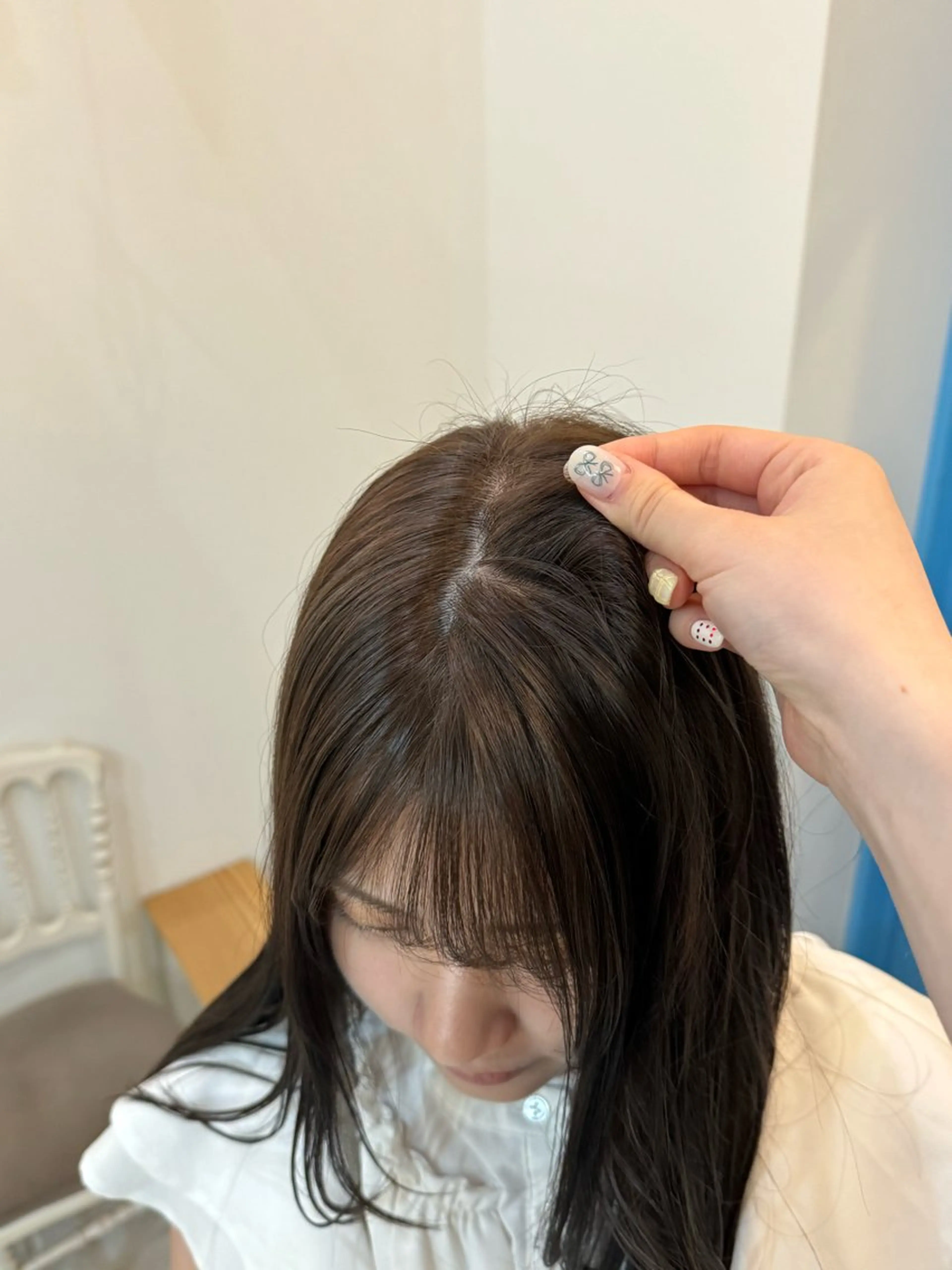 ロング FERIA かりんのヘアスタイル