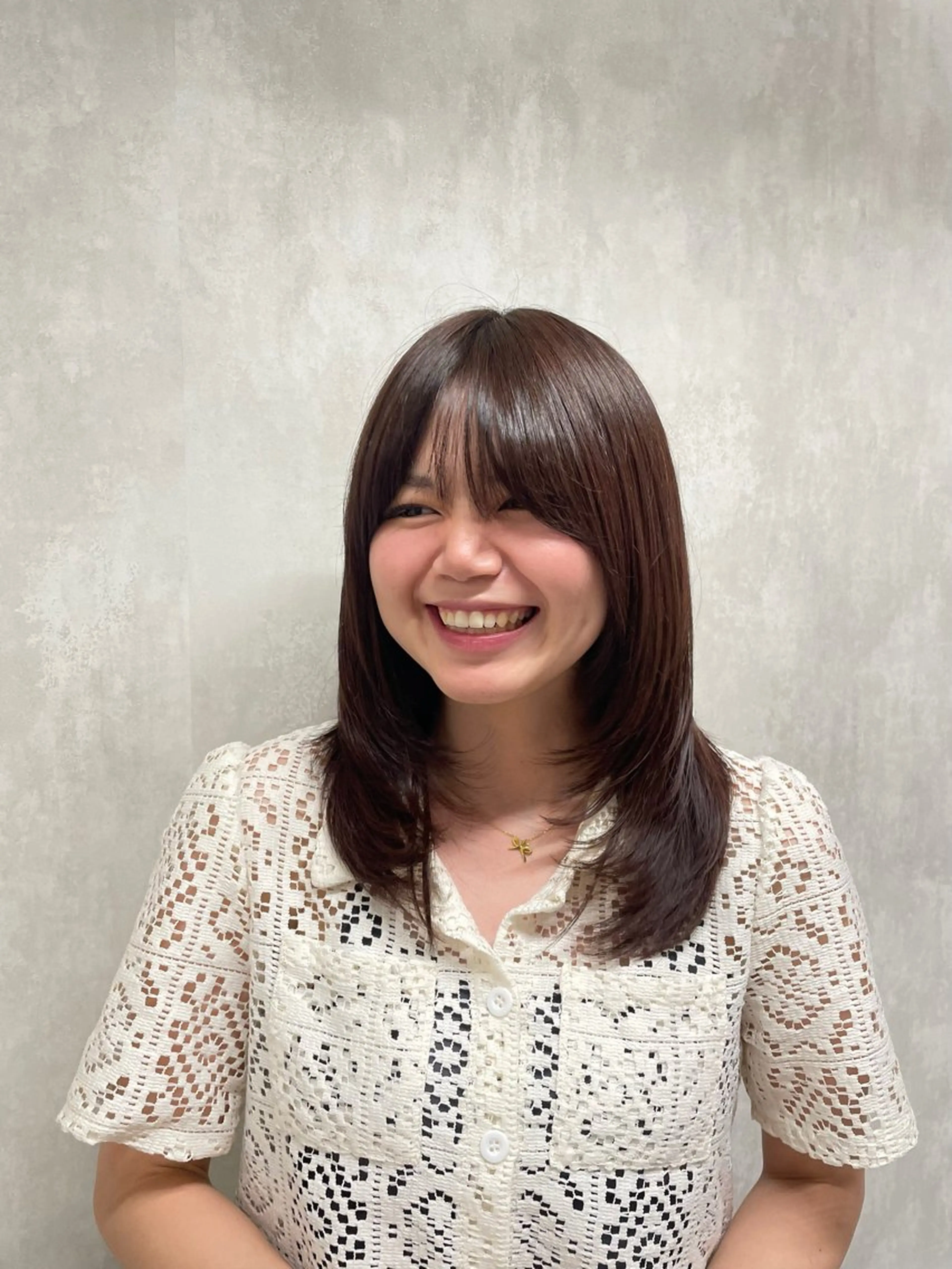 ミディアム ✨️小顔カット/ 艶カラー/髪質改善✨のヘアスタイル