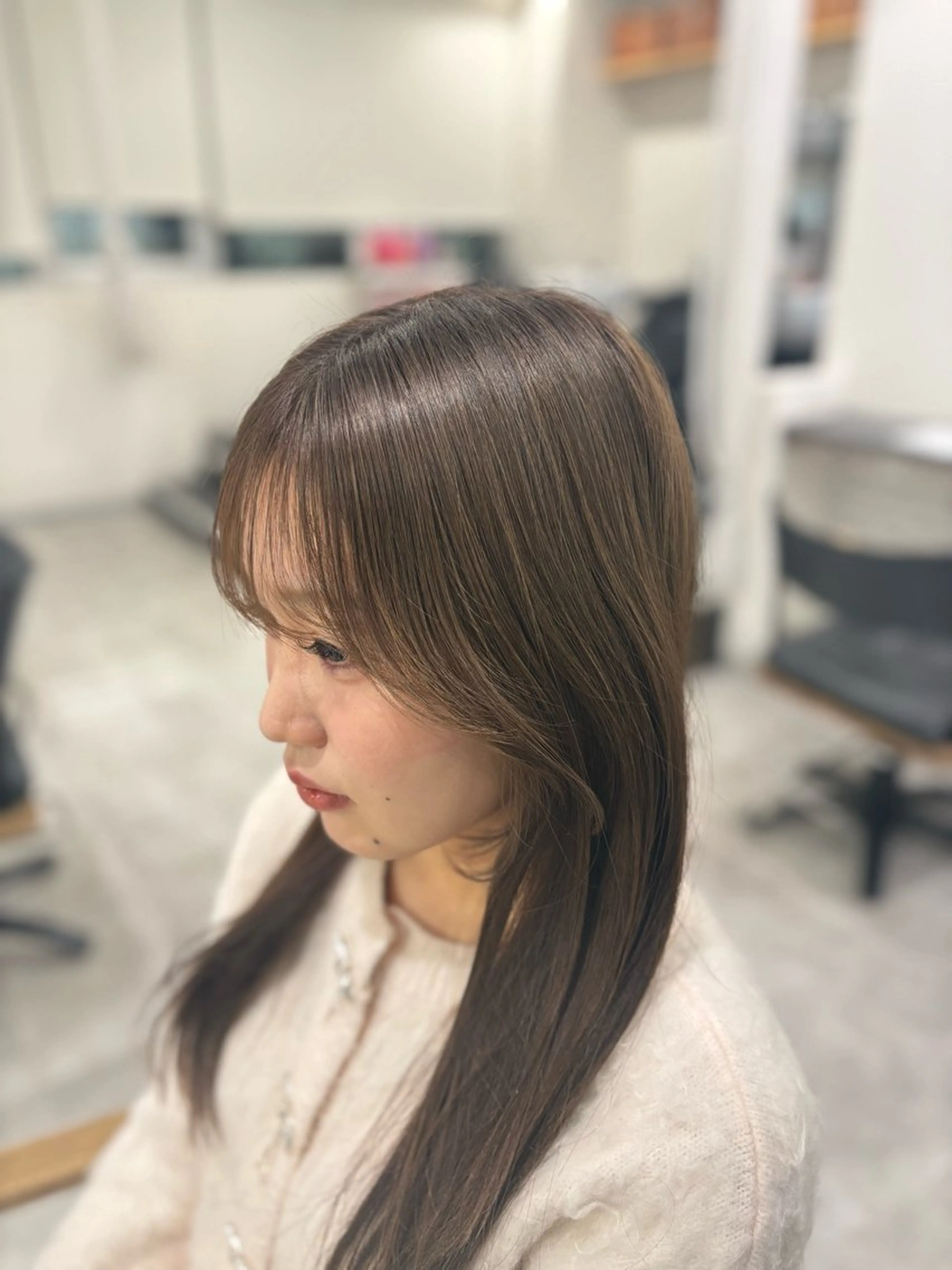 顔周りカット（アイドル/レイヤー/前髪）の写真