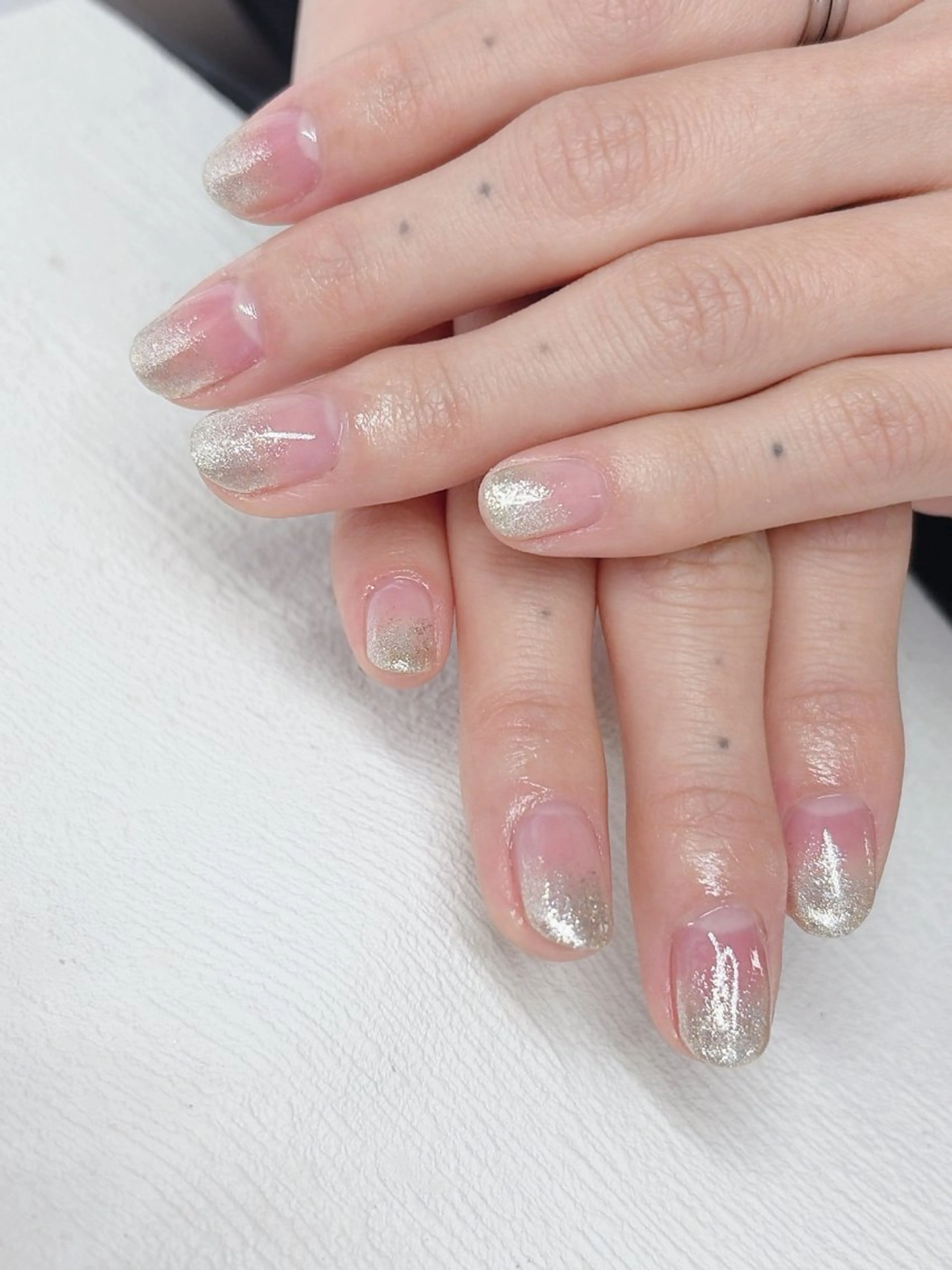 ネイル ラメ(グリッター) ラメグラデーション Ayana🐺 Ada立川店🩵ᩚのネイルデザイン