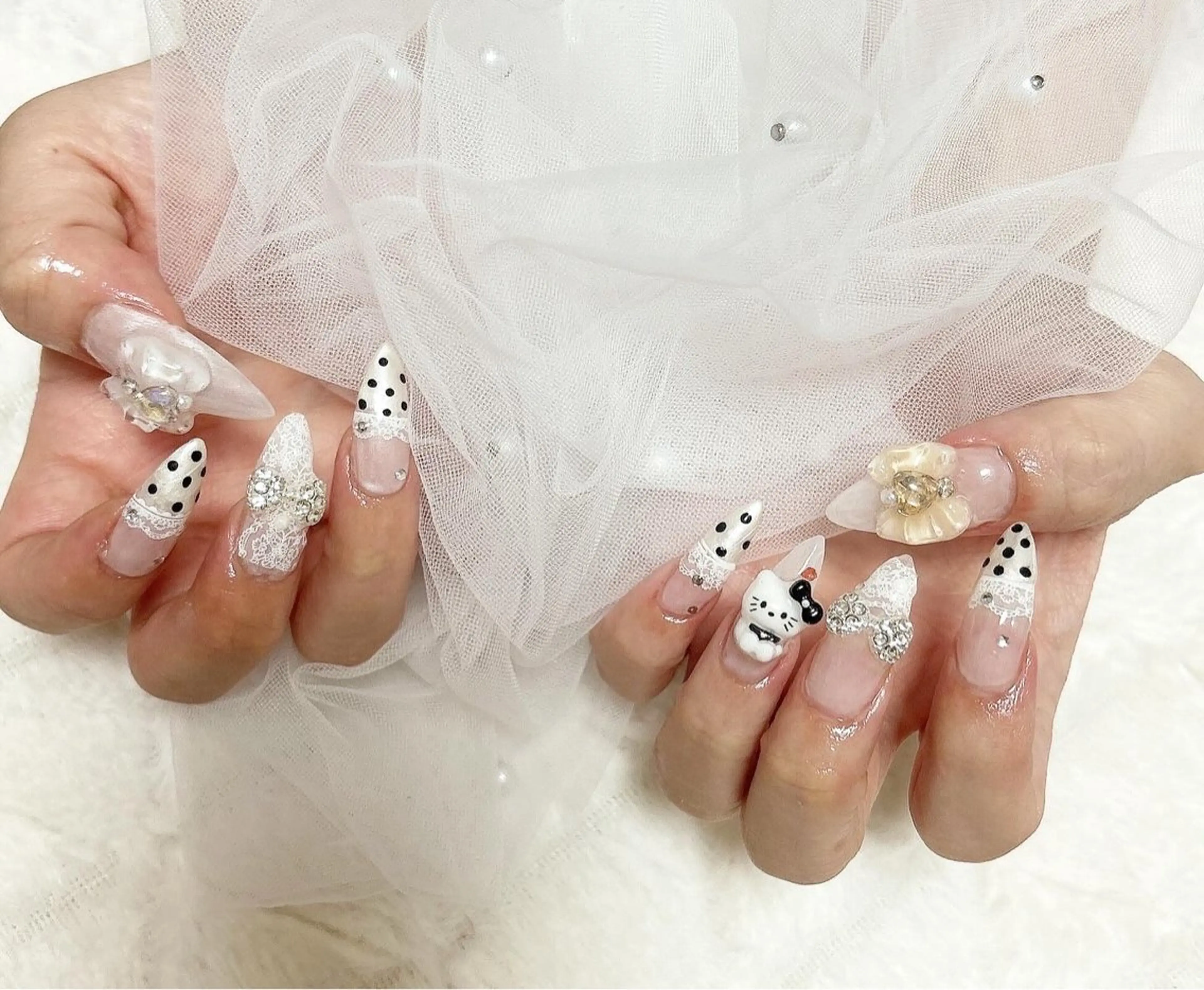 ネイル ドット レース nail salon はるりのネイルデザイン